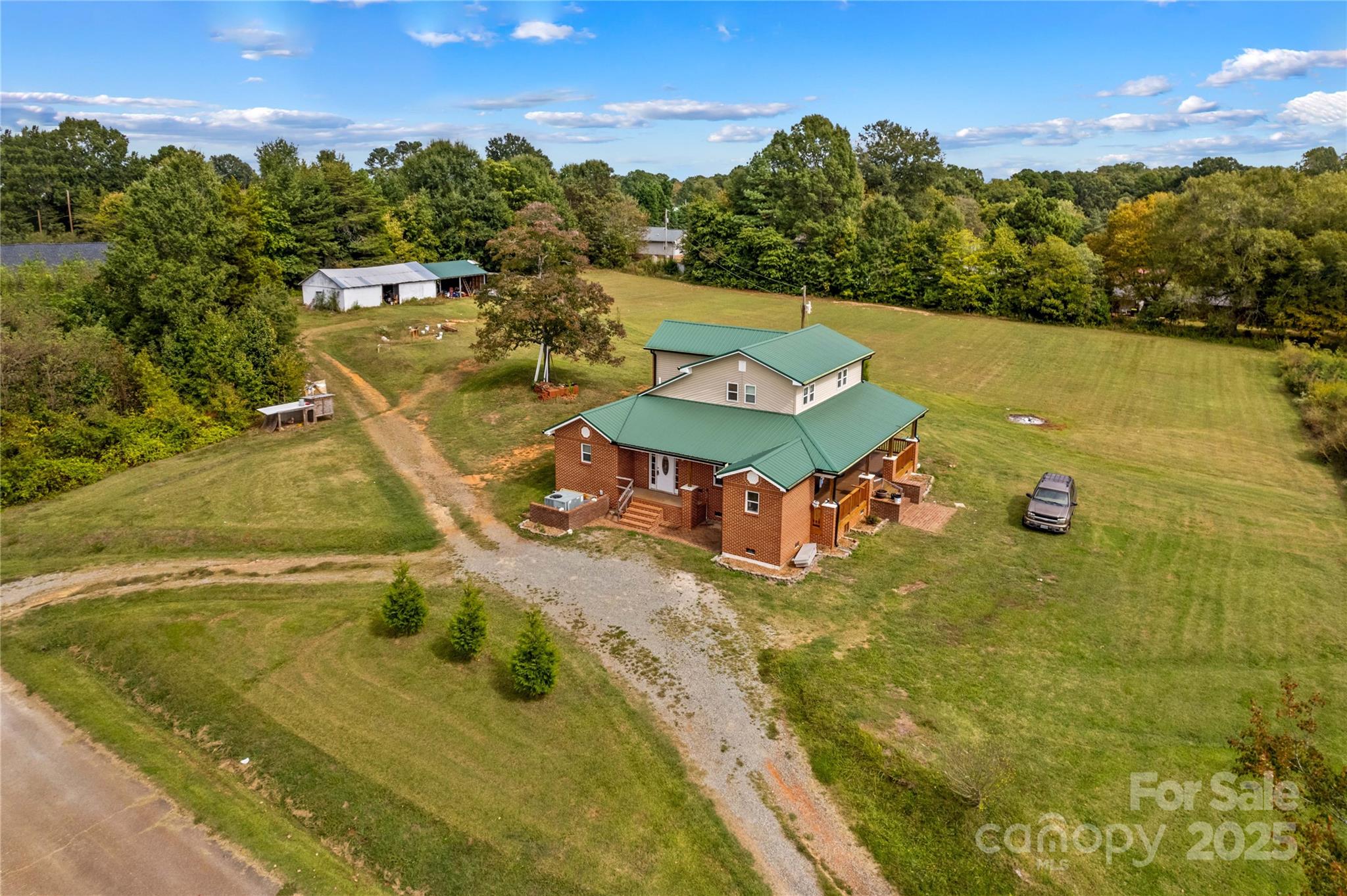 106 Emlee Street — Lexington