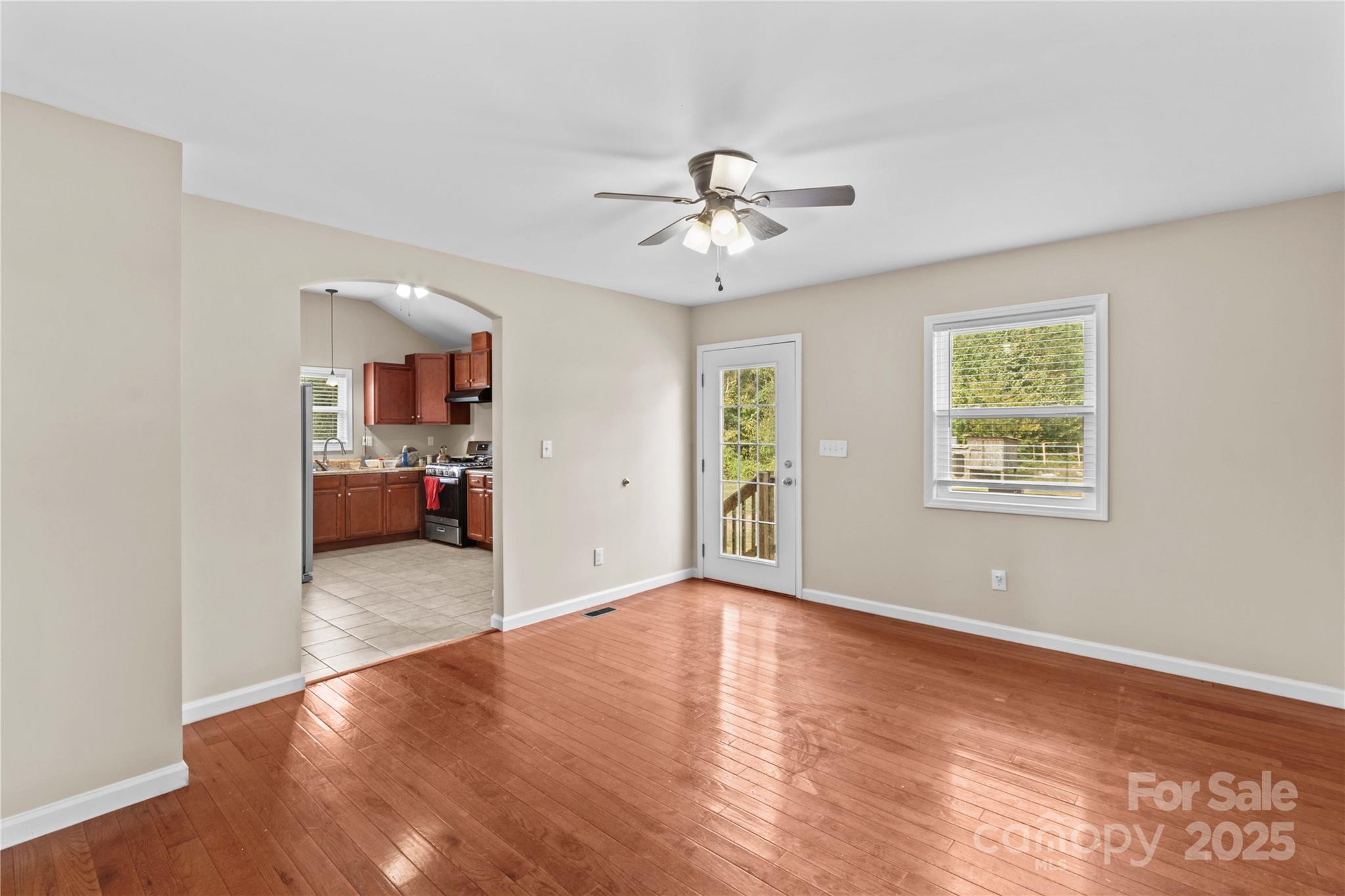 106 Emlee Street — Lexington