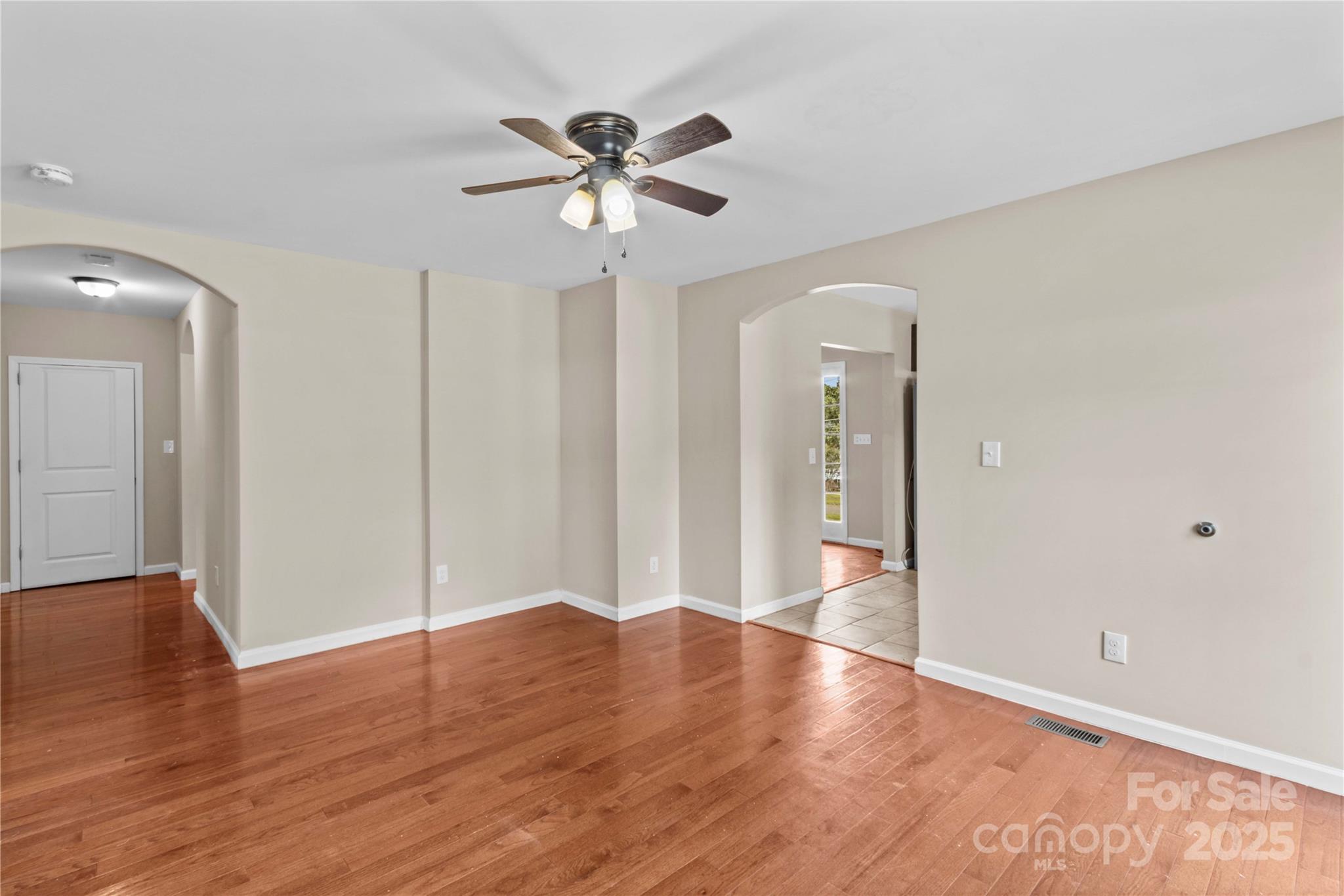 106 Emlee Street — Lexington