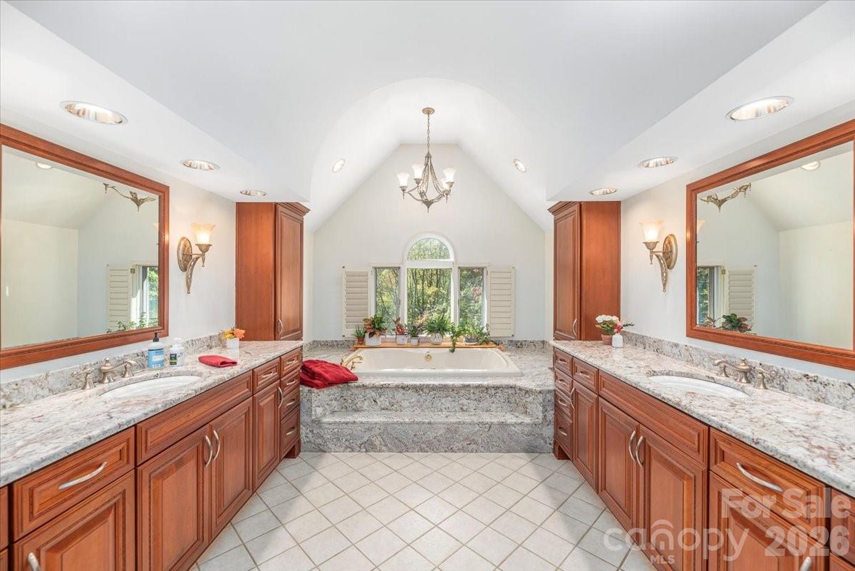 295 Laurel Ridge Drive — Waynesville