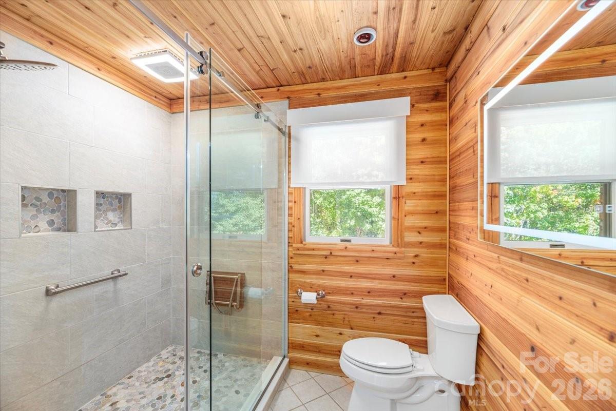 295 Laurel Ridge Drive — Waynesville