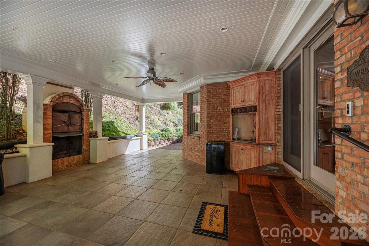 295 Laurel Ridge Drive — Waynesville