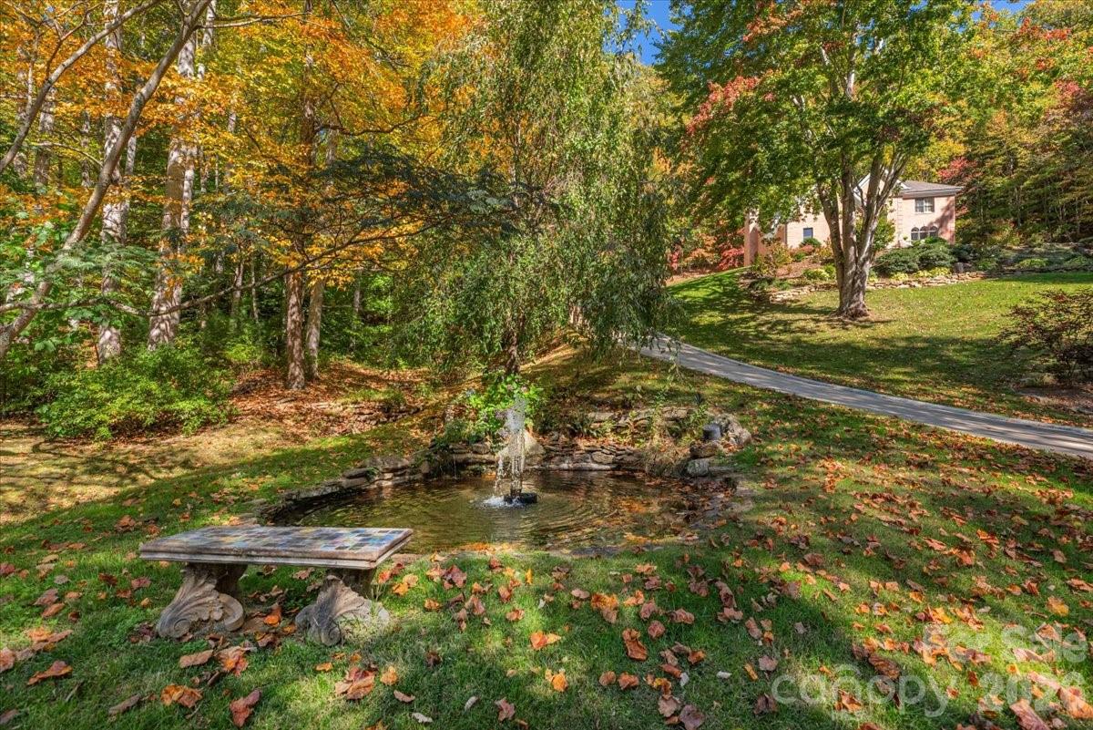 295 Laurel Ridge Drive — Waynesville