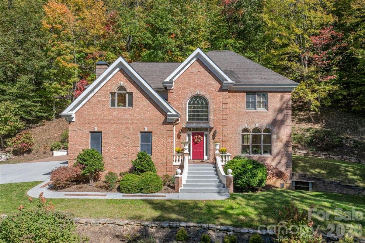 295 Laurel Ridge Drive — Waynesville