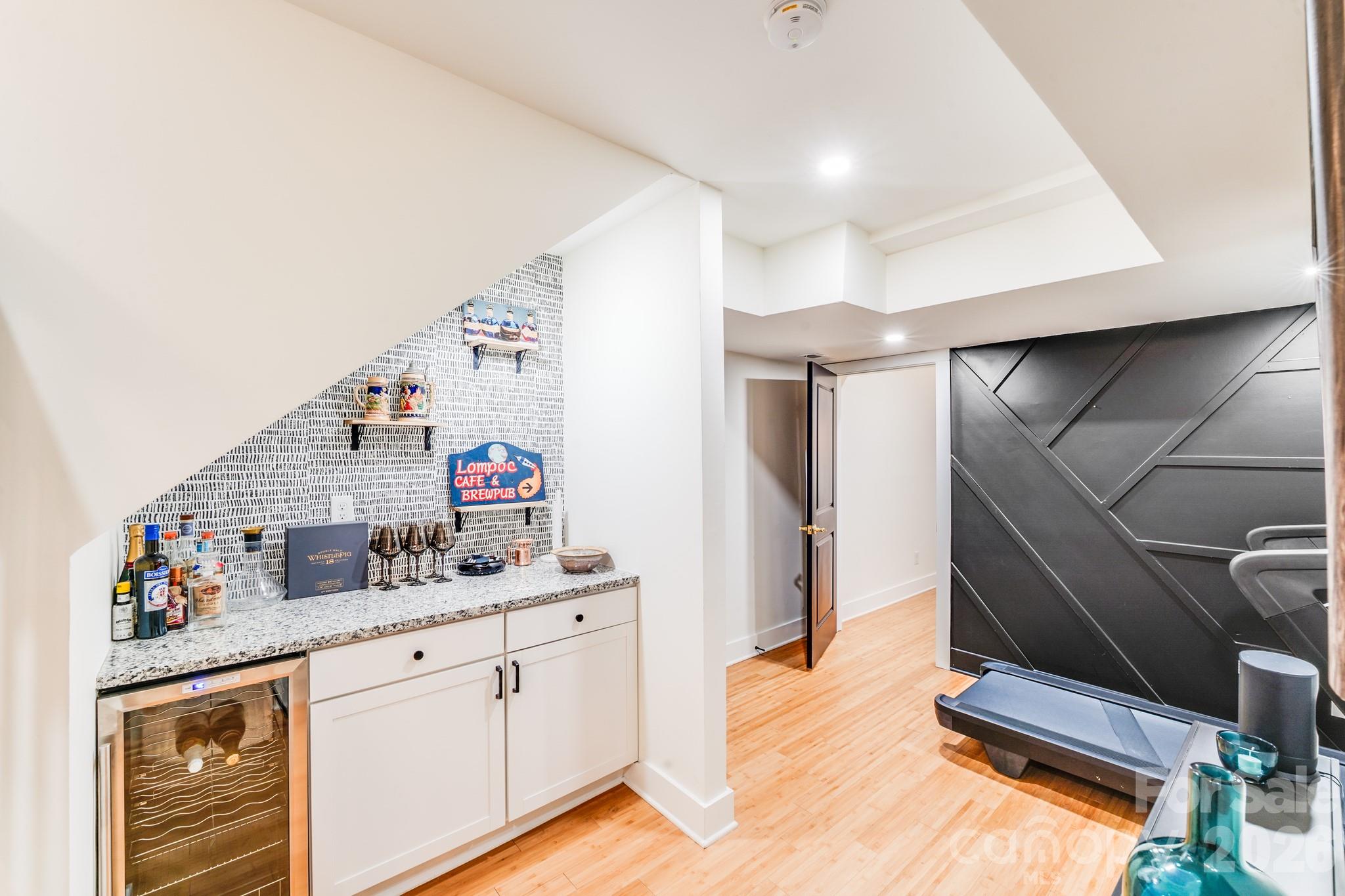 4910 Valley Stream Road — Charlotte