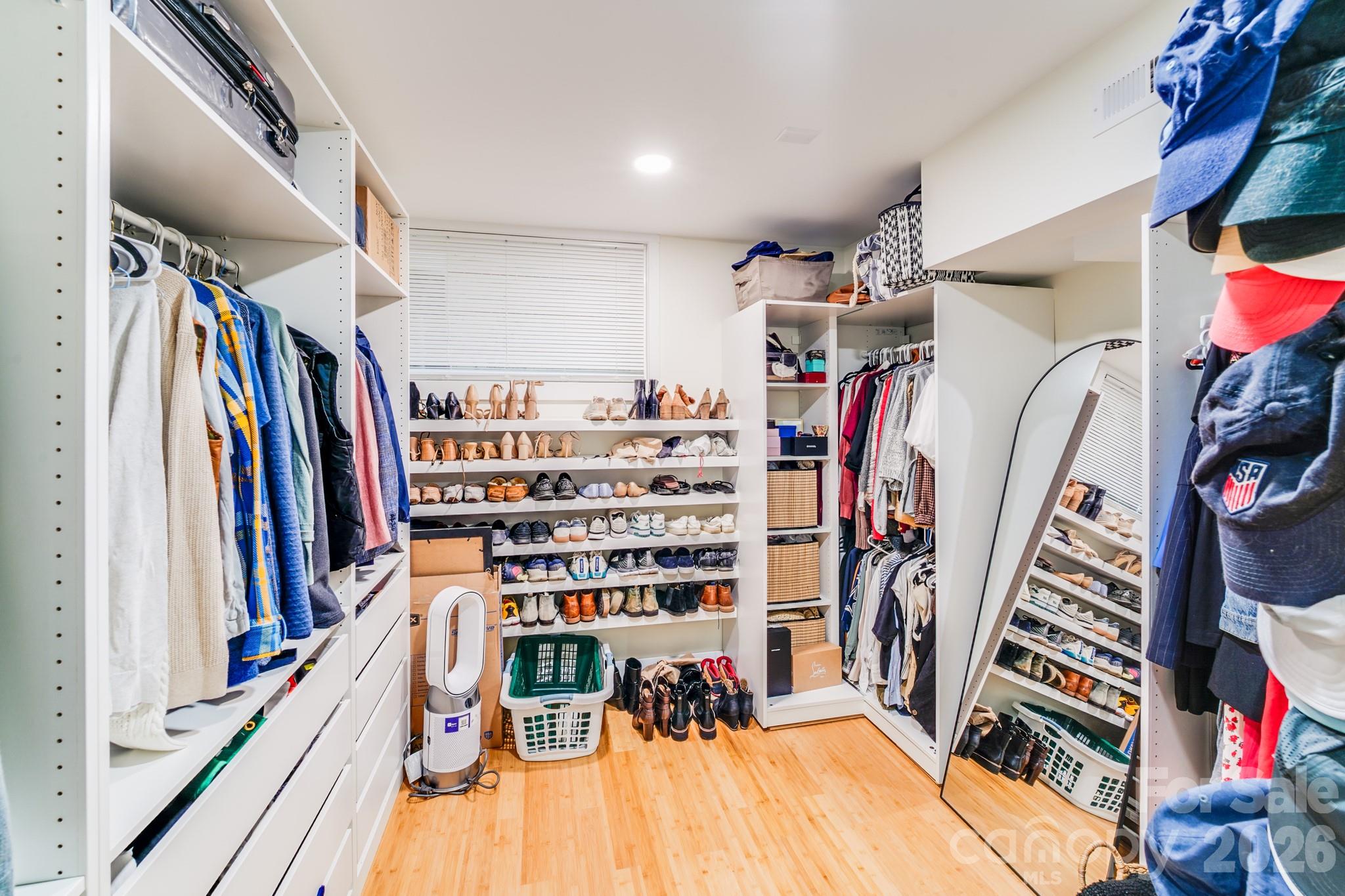 4910 Valley Stream Road — Charlotte