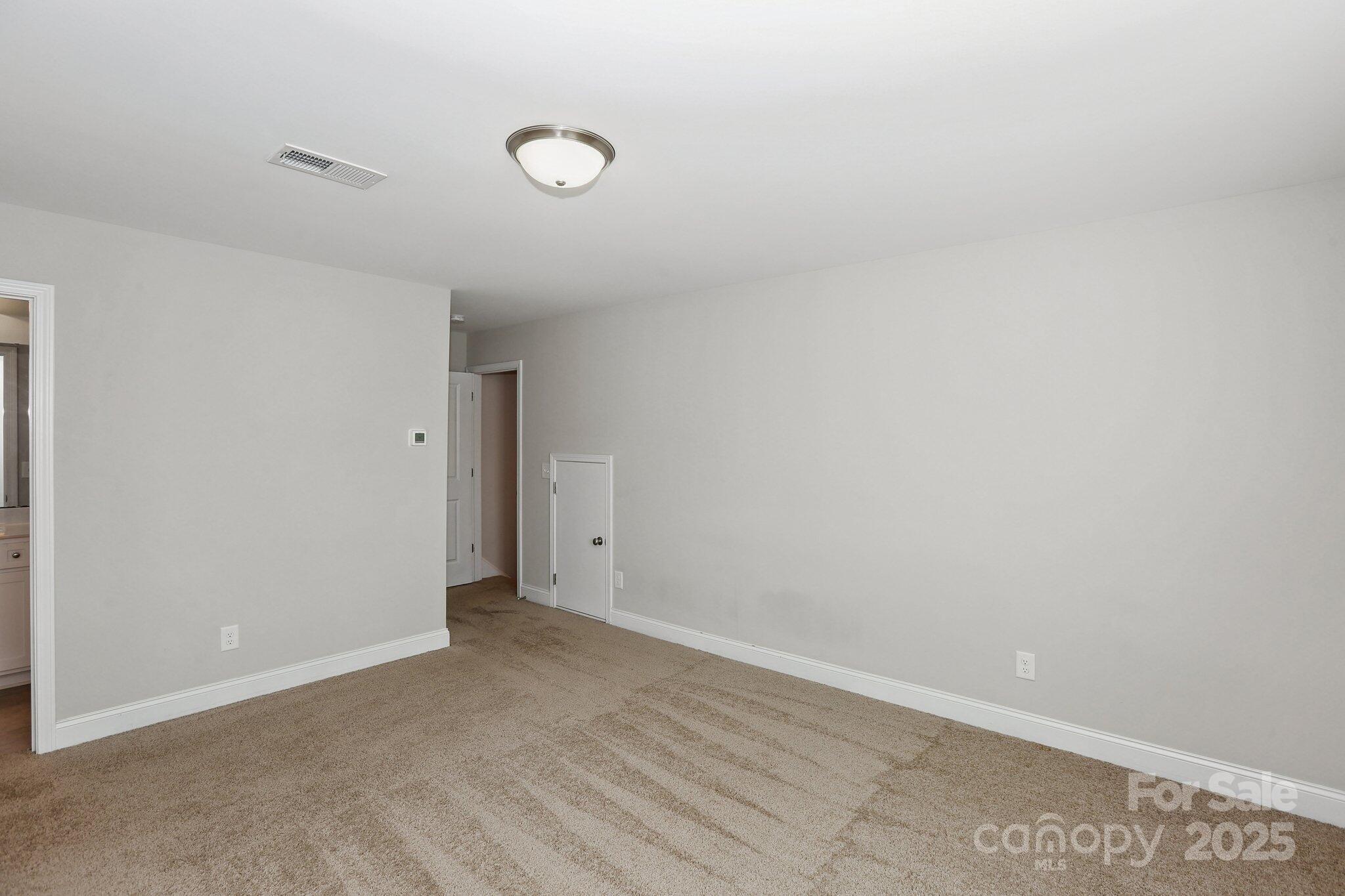 1648 Williamsburg Drive — Rock Hill