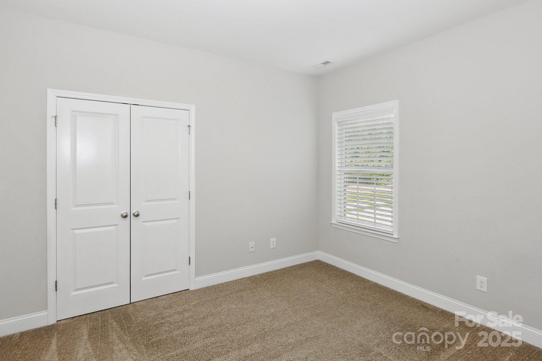 1648 Williamsburg Drive — Rock Hill