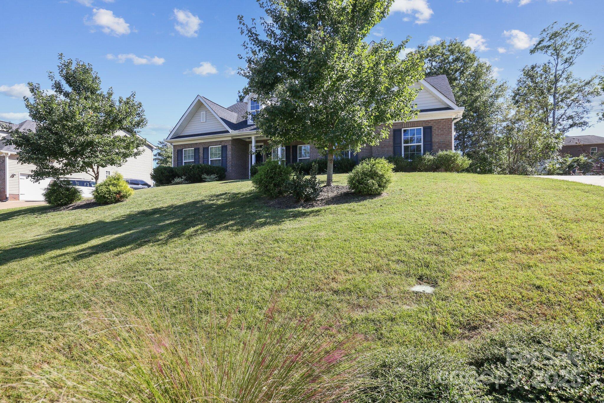 1648 Williamsburg Drive — Rock Hill