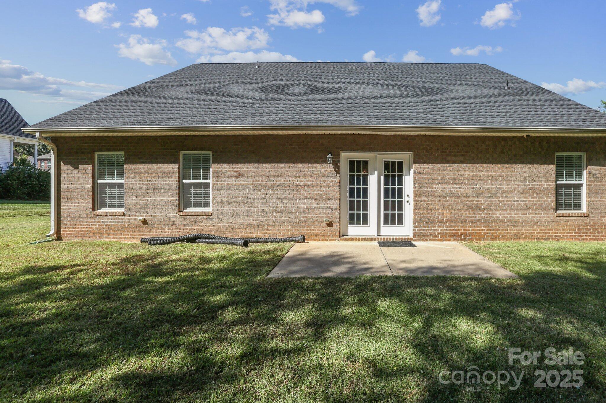 1648 Williamsburg Drive — Rock Hill
