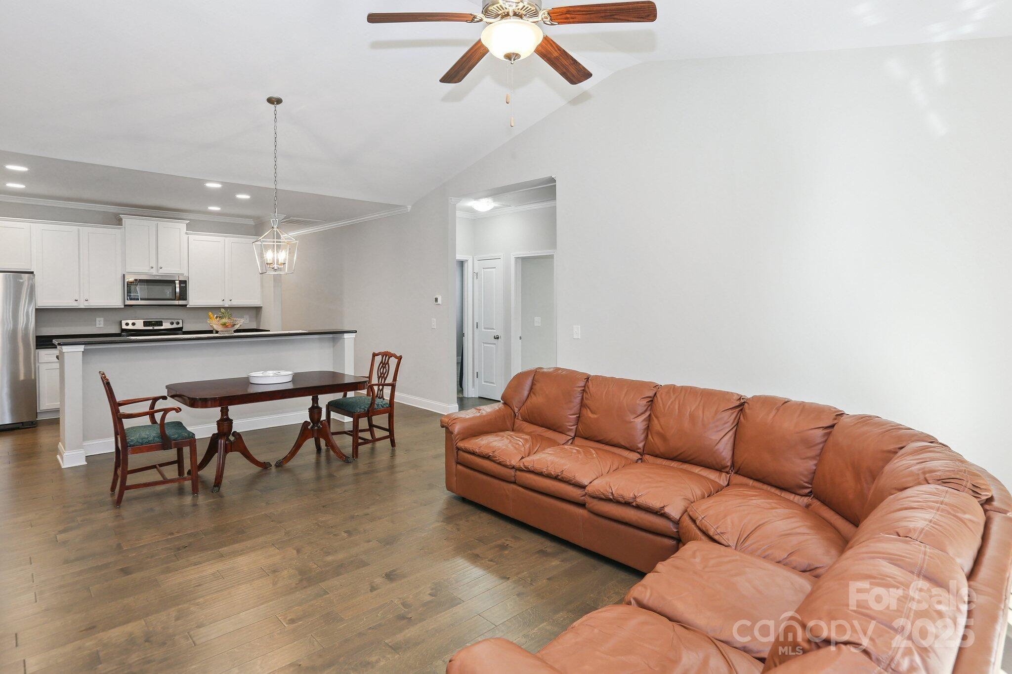 1648 Williamsburg Drive — Rock Hill