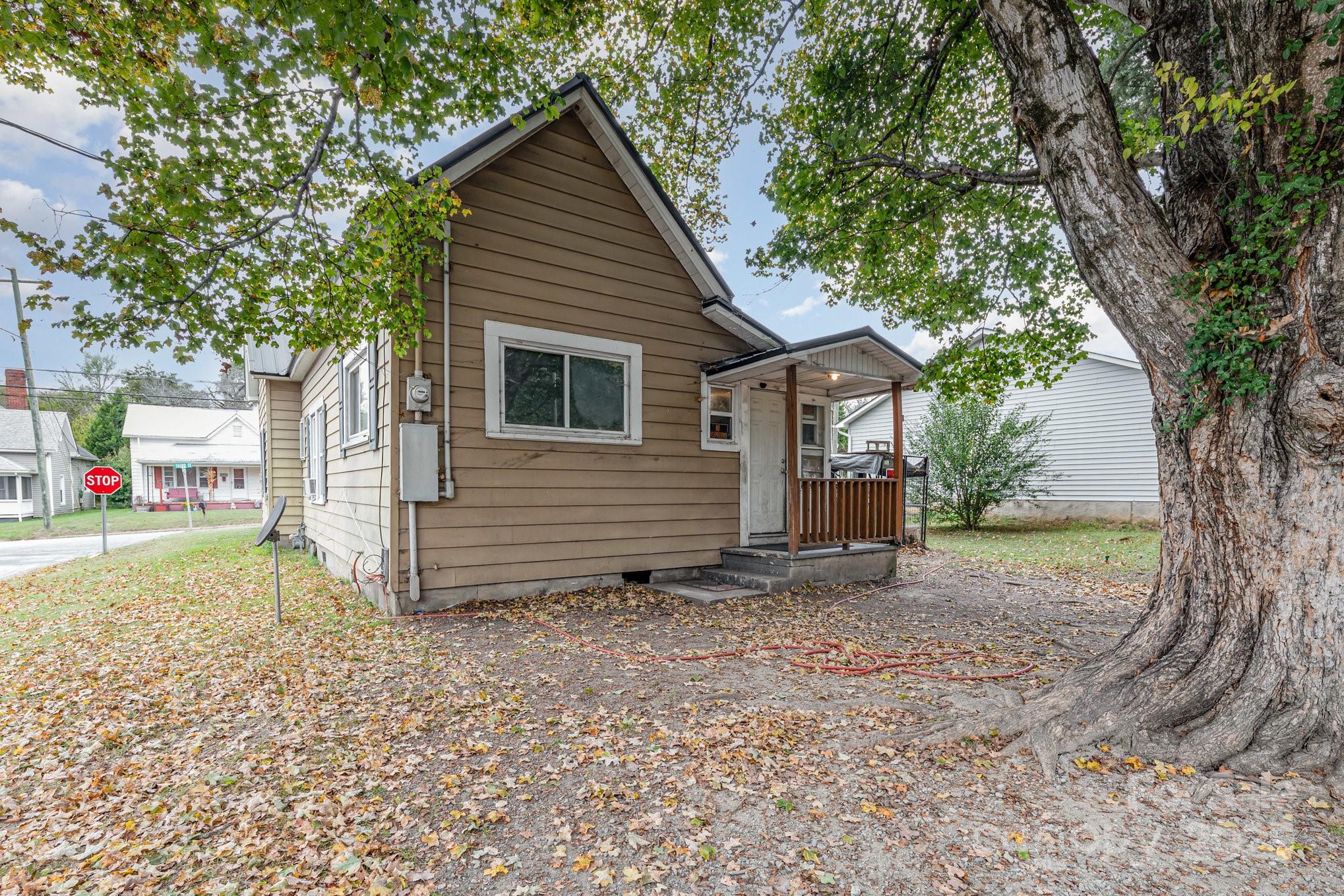 1209 3rd Street — Spencer