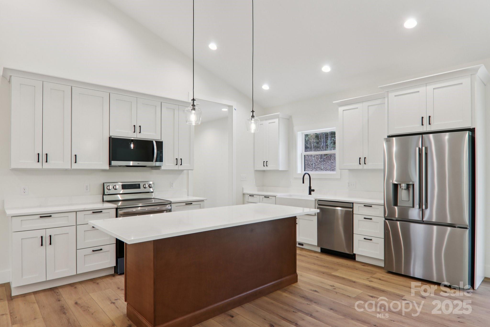 271 Greenstone Lane — Mills River