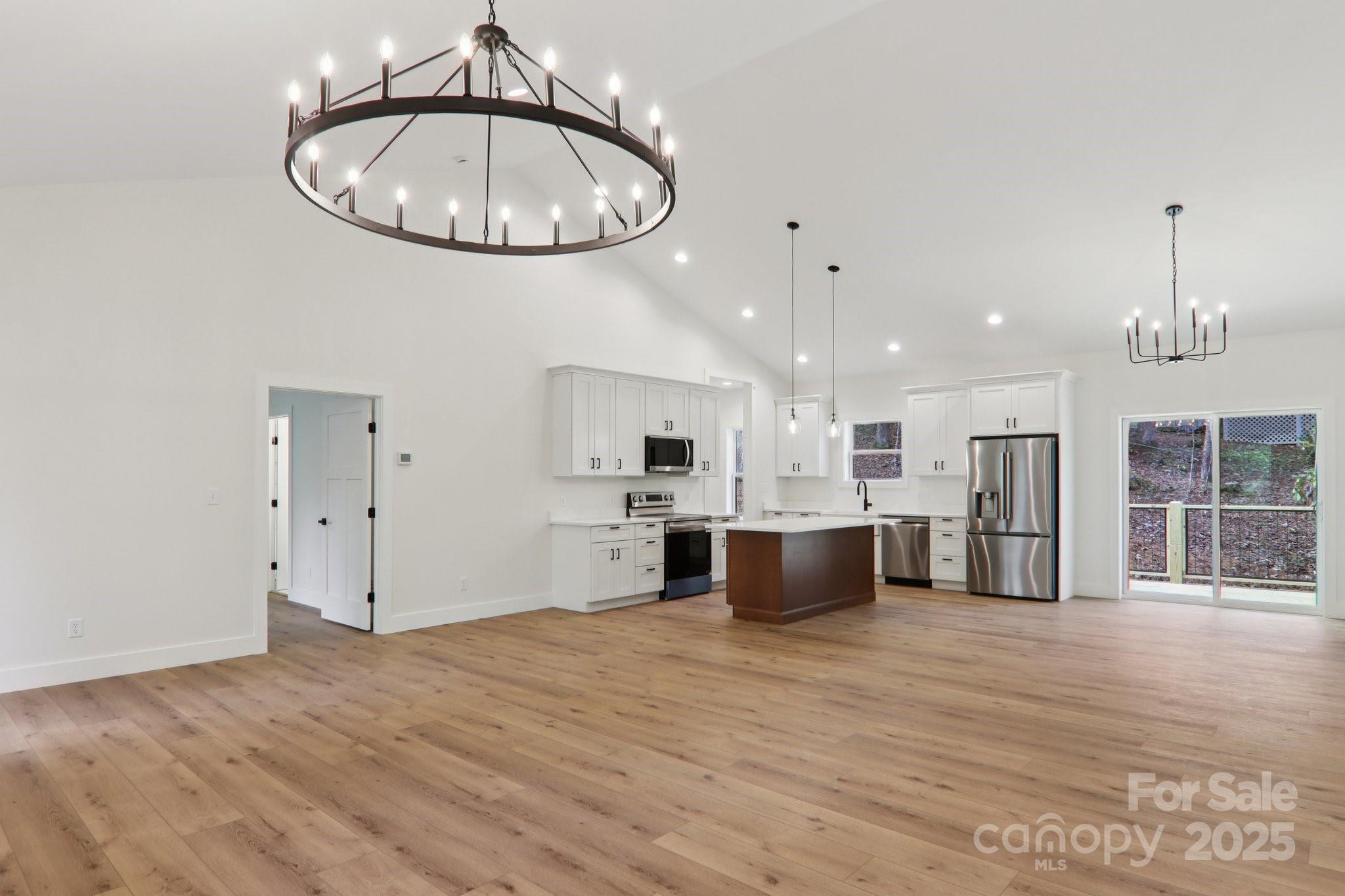 271 Greenstone Lane — Mills River