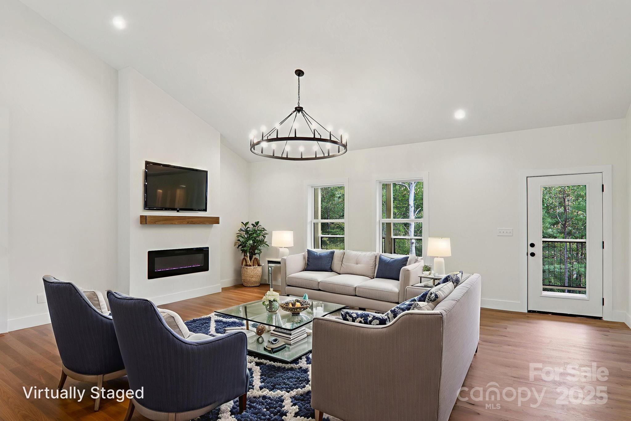 271 Greenstone Lane — Mills River
