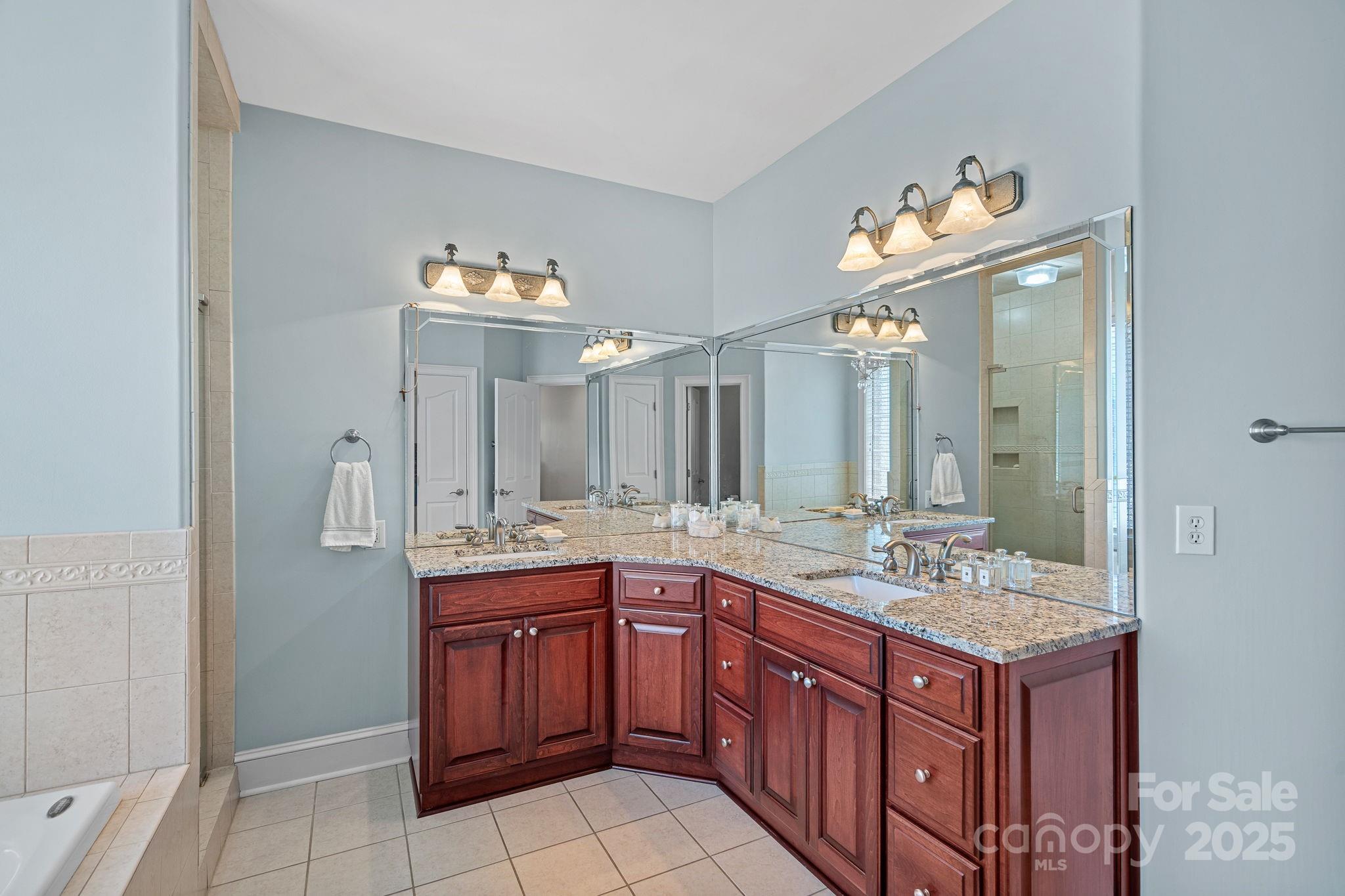 107 Kenway Loop — Mooresville