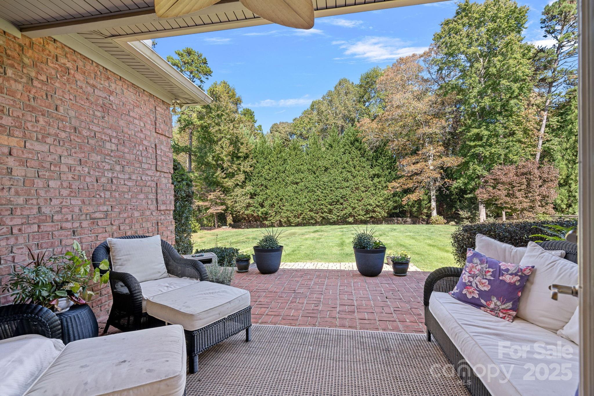107 Kenway Loop — Mooresville
