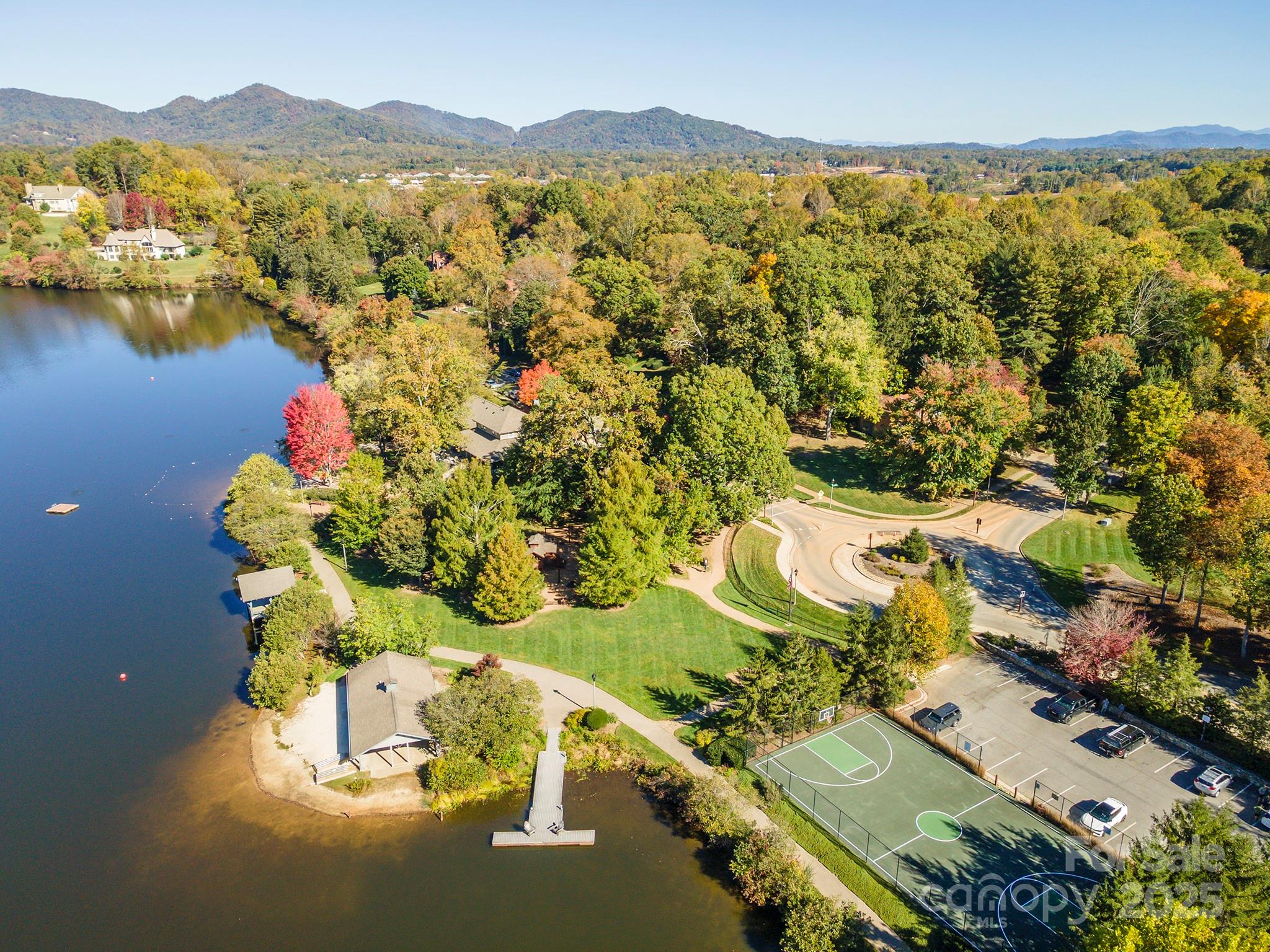 4 Yellow Owl Court — Biltmore Lake