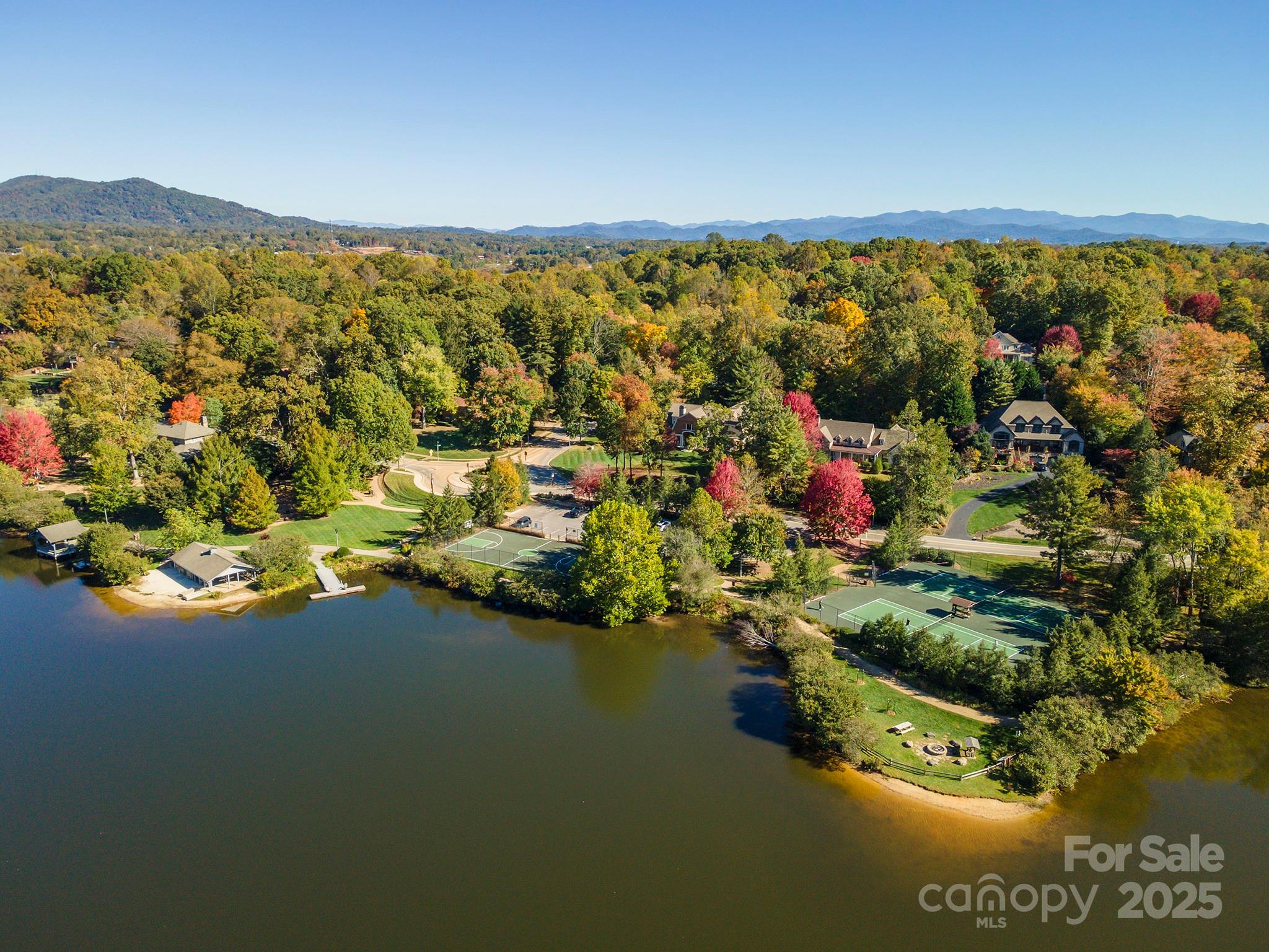 4 Yellow Owl Court — Biltmore Lake