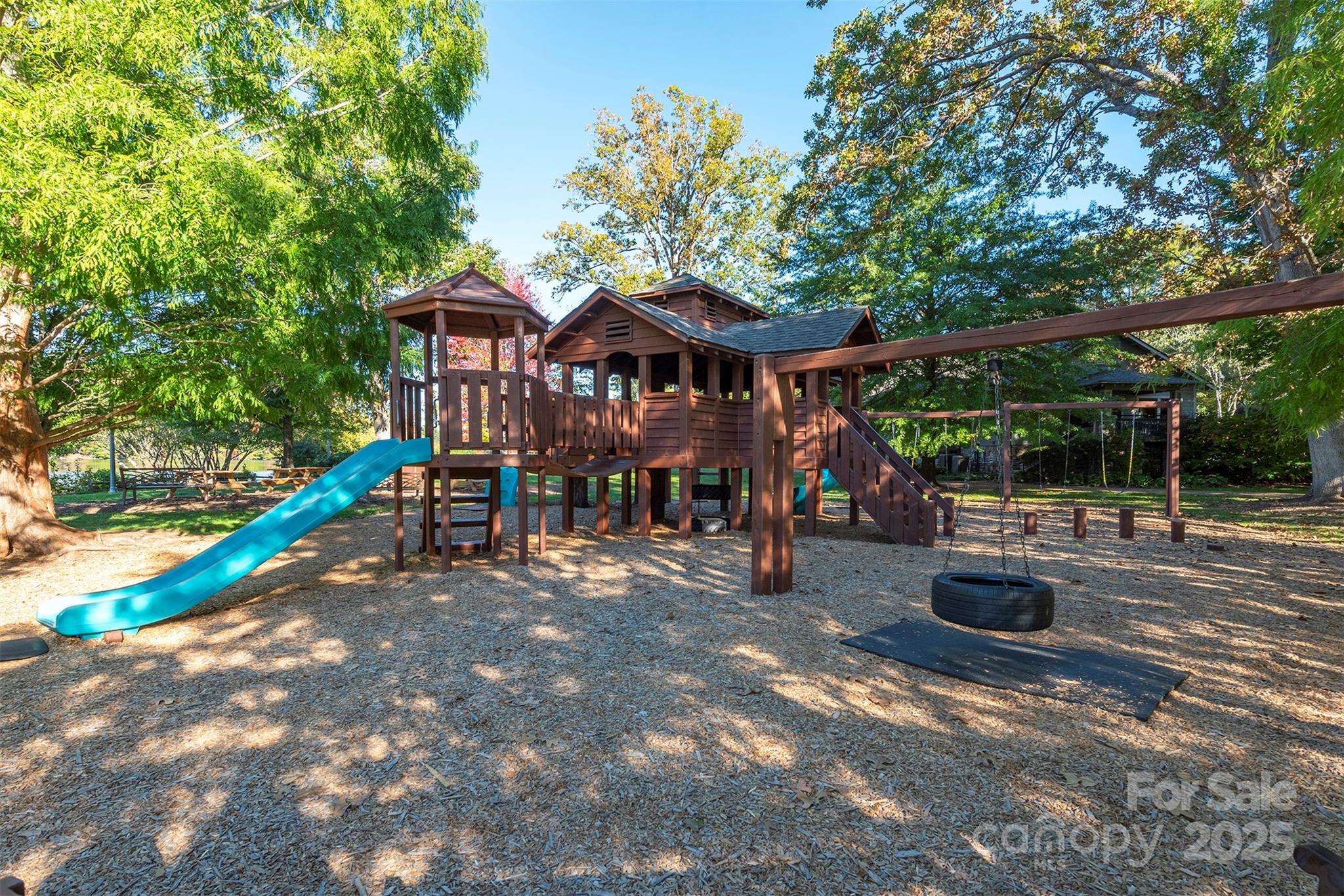 4 Yellow Owl Court — Biltmore Lake