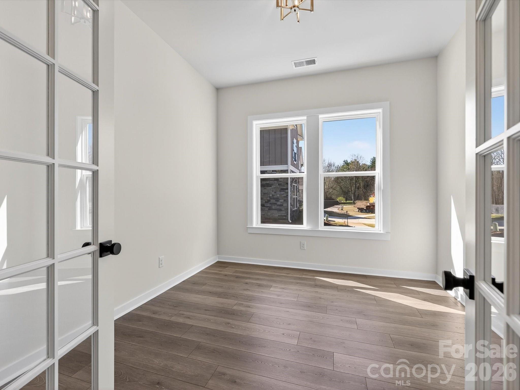 11225 Shreveport Drive — Huntersville