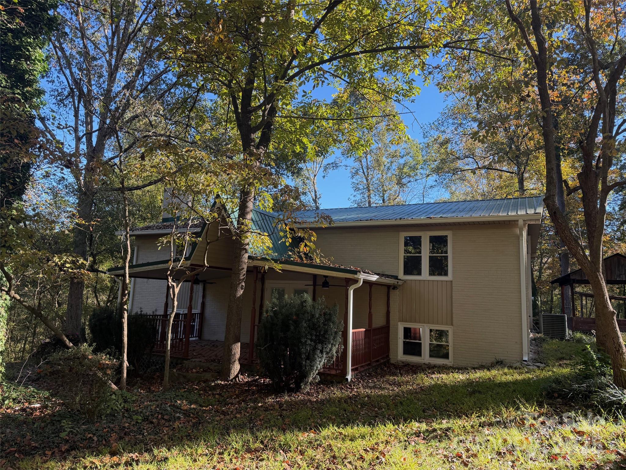 1470 Requa Road — Cherryville