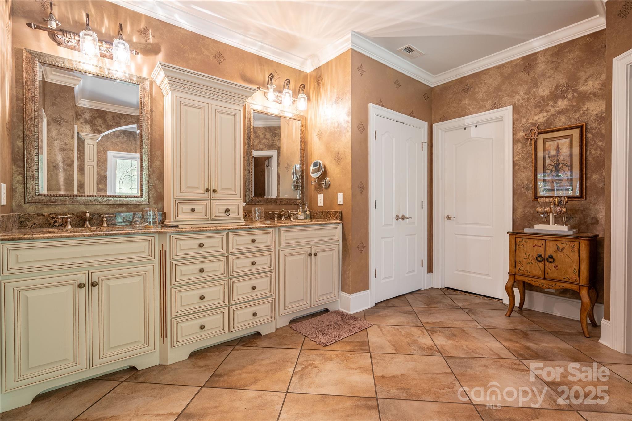 1427 Merrimont Avenue — Kings Mountain