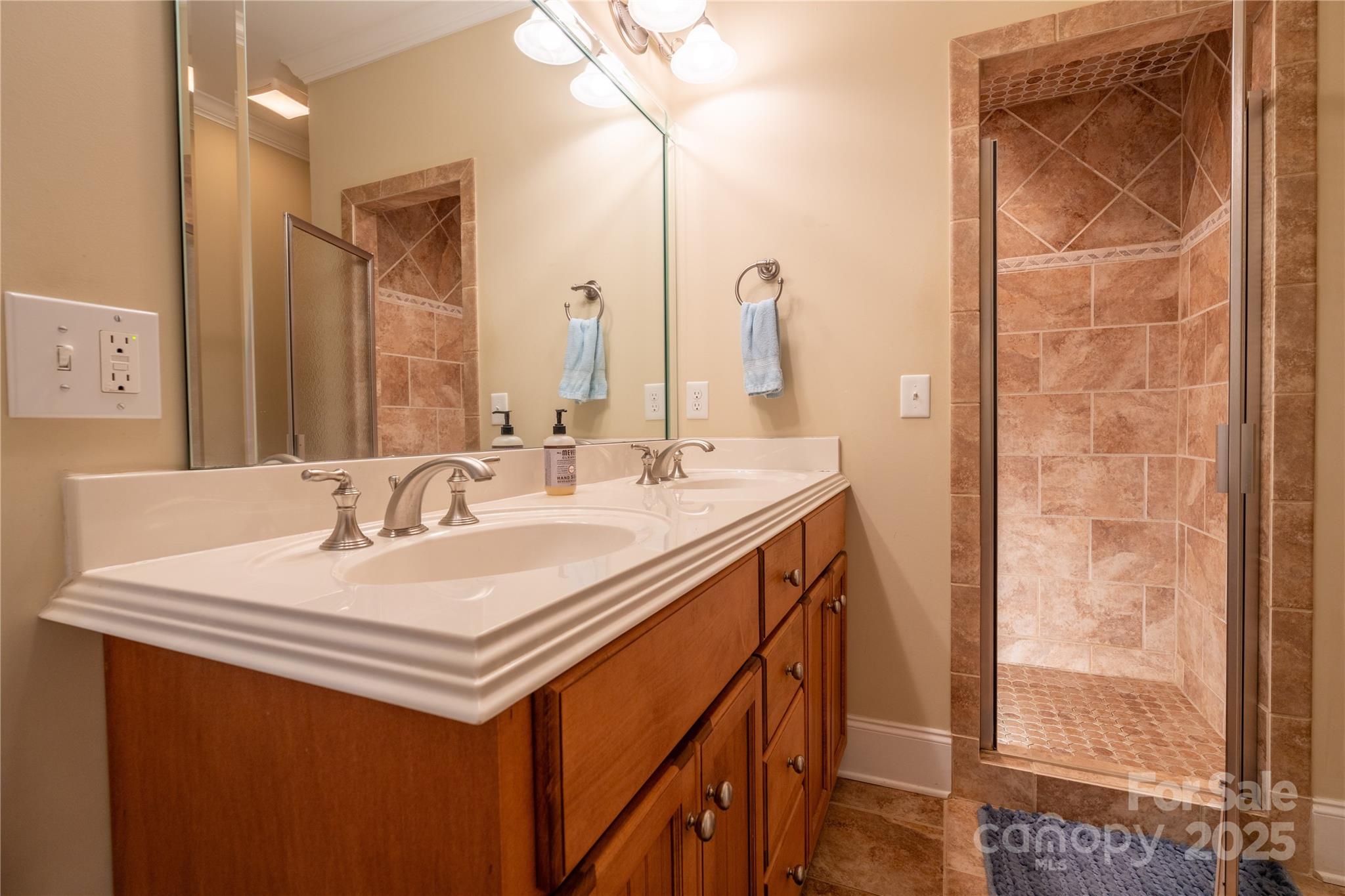 1427 Merrimont Avenue — Kings Mountain