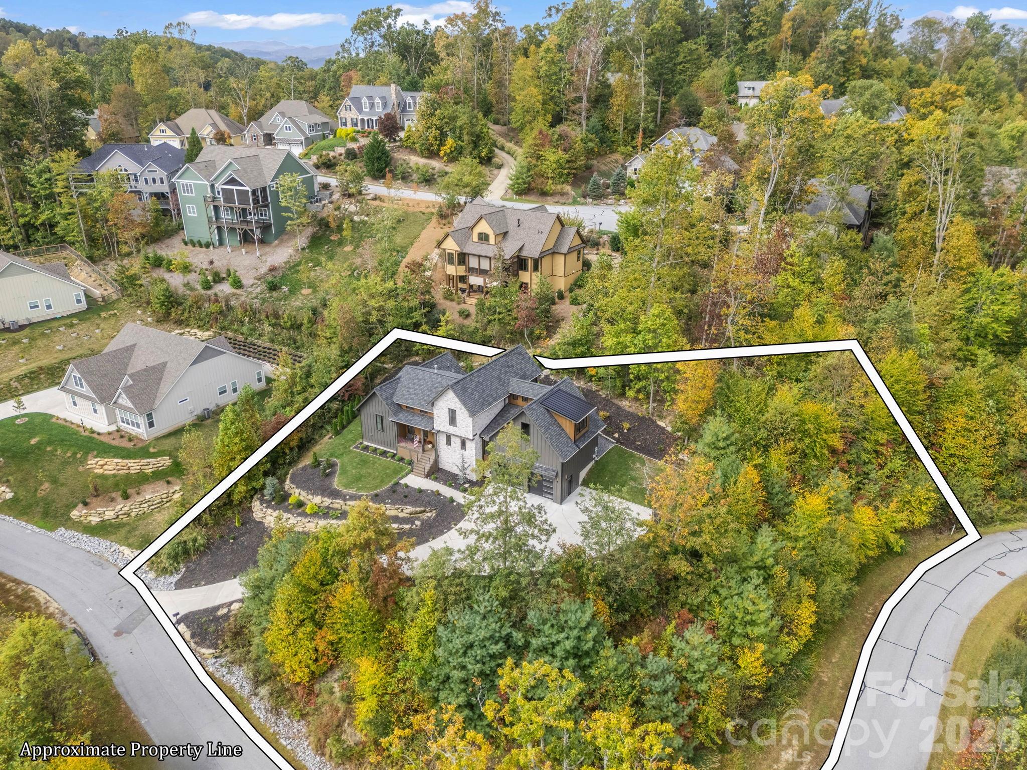 123 Millbrae Loop — Hendersonville