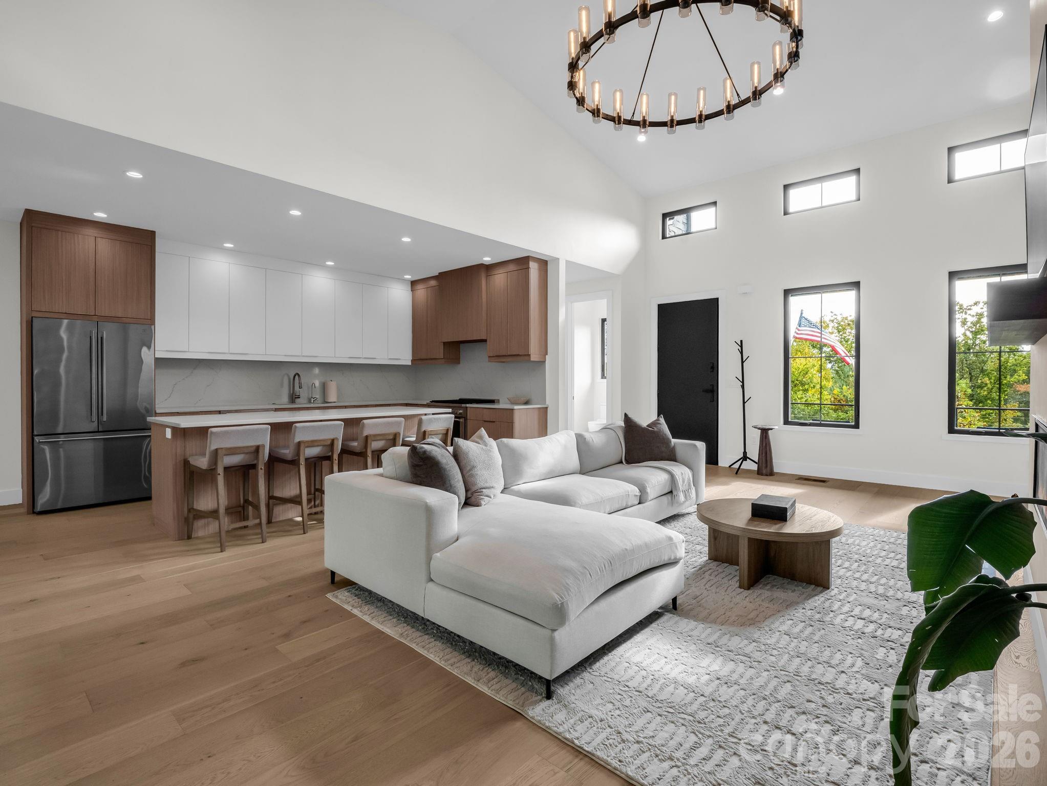 123 Millbrae Loop — Hendersonville
