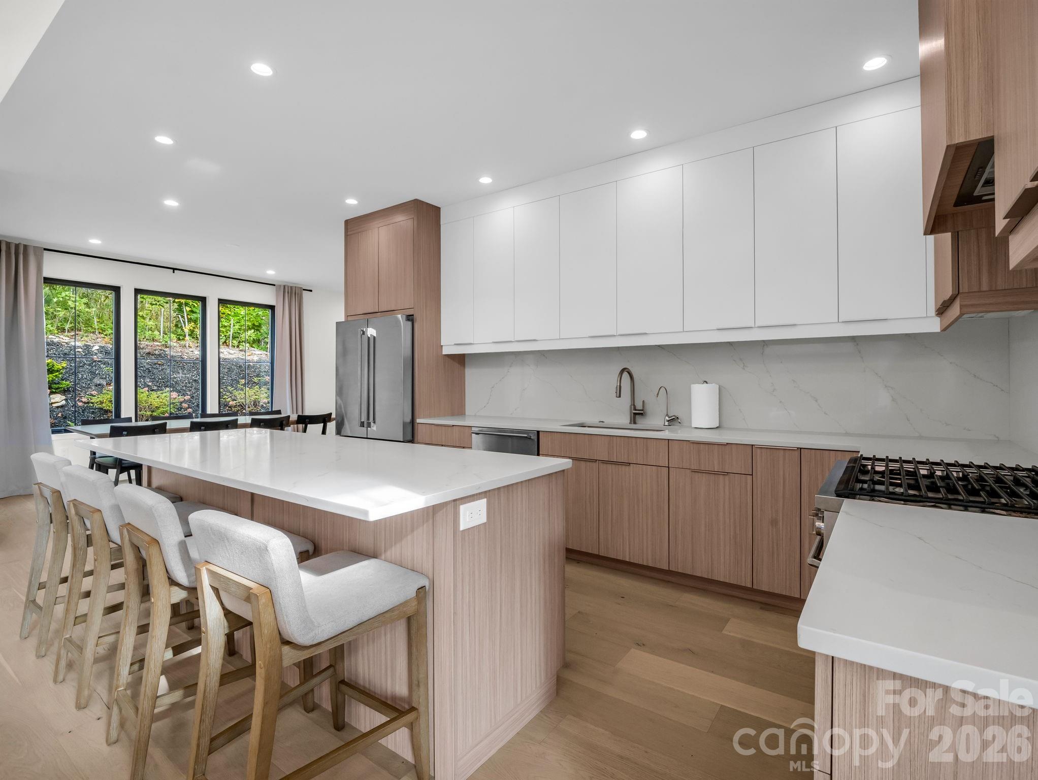 123 Millbrae Loop — Hendersonville