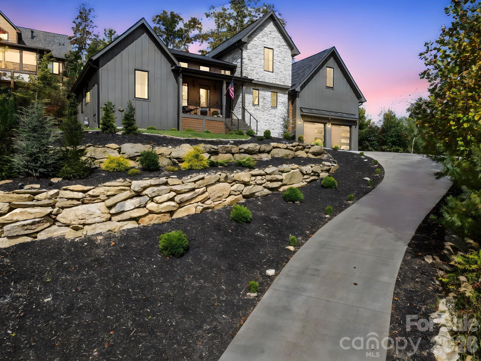 123 Millbrae Loop — Hendersonville