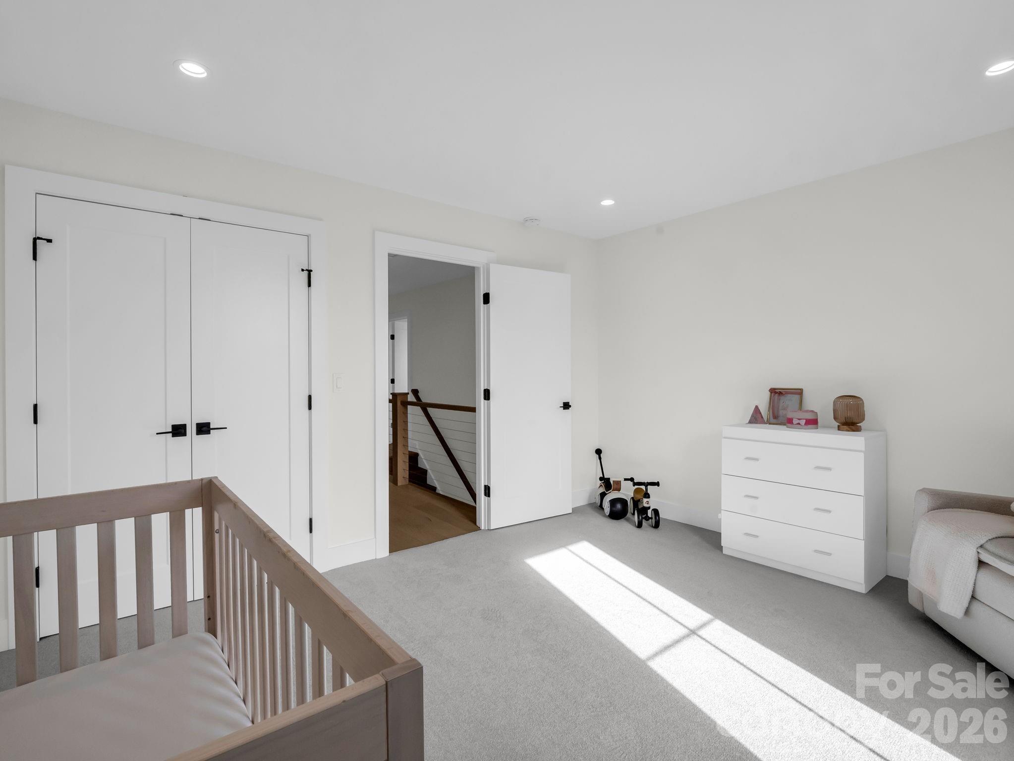 123 Millbrae Loop — Hendersonville