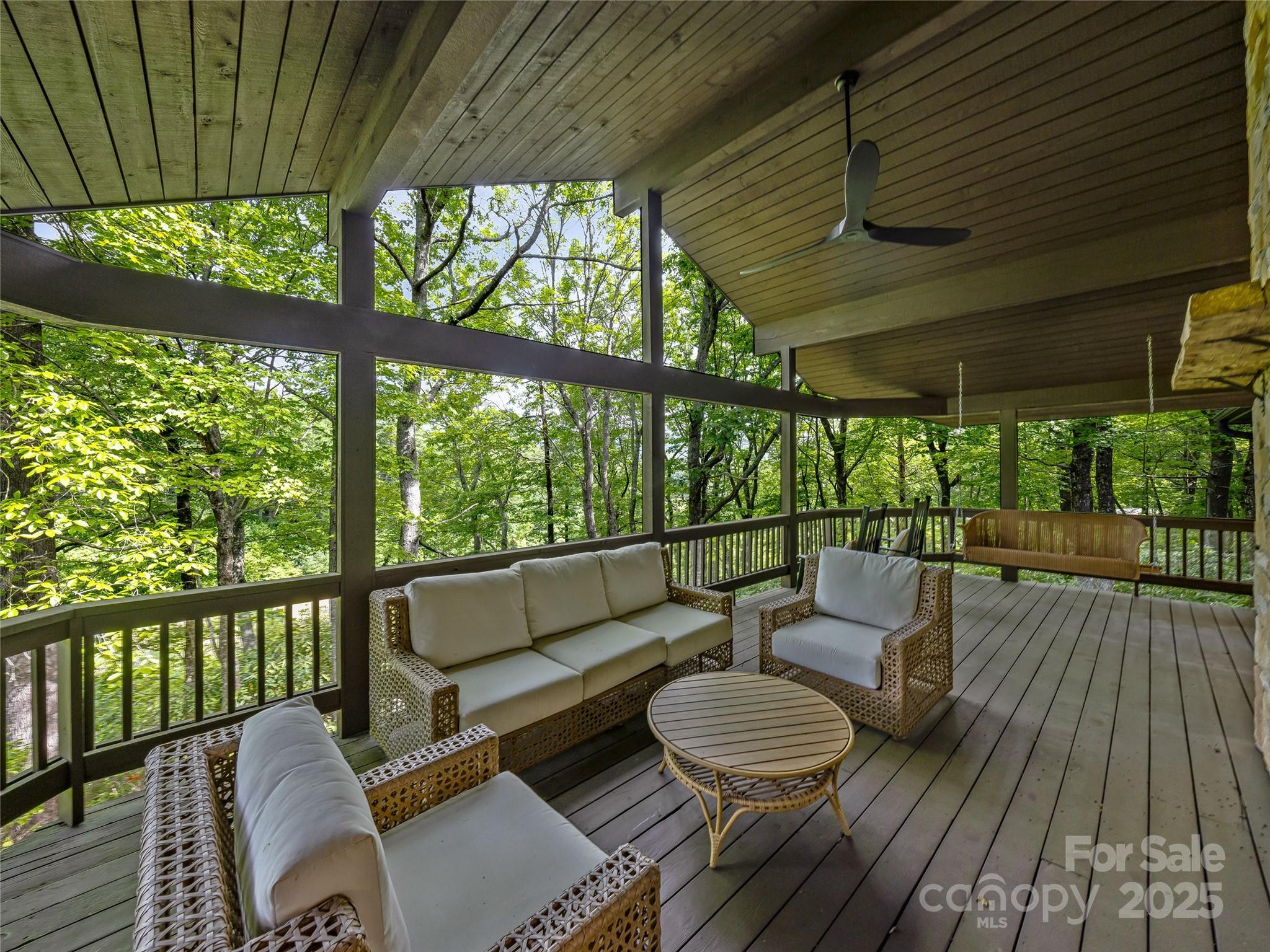 412 Cherokee Trace — Lake Toxaway