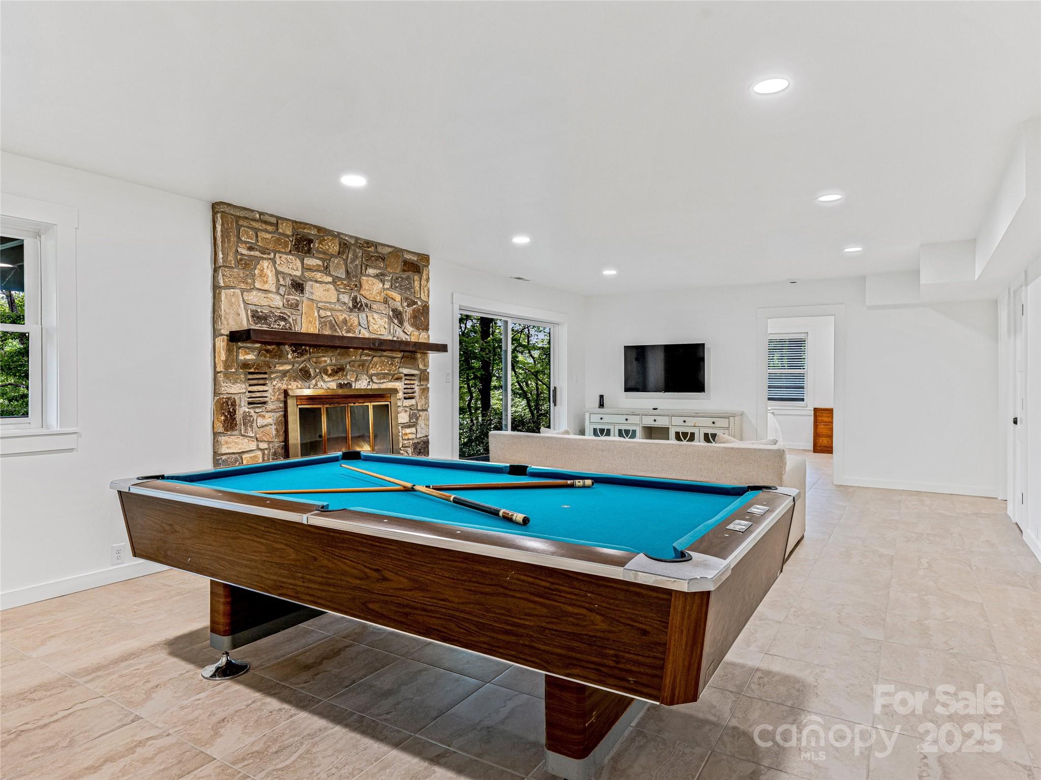 412 Cherokee Trace — Lake Toxaway