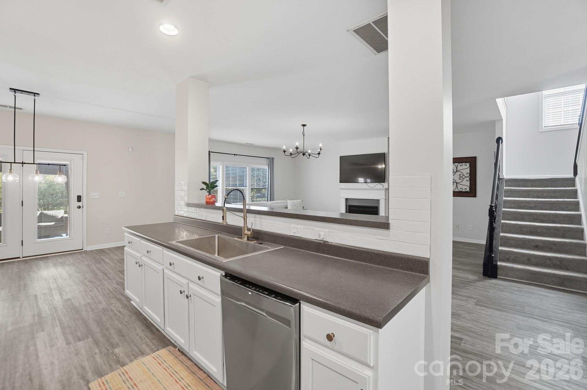 1015 Loudoun Road — Indian Trail