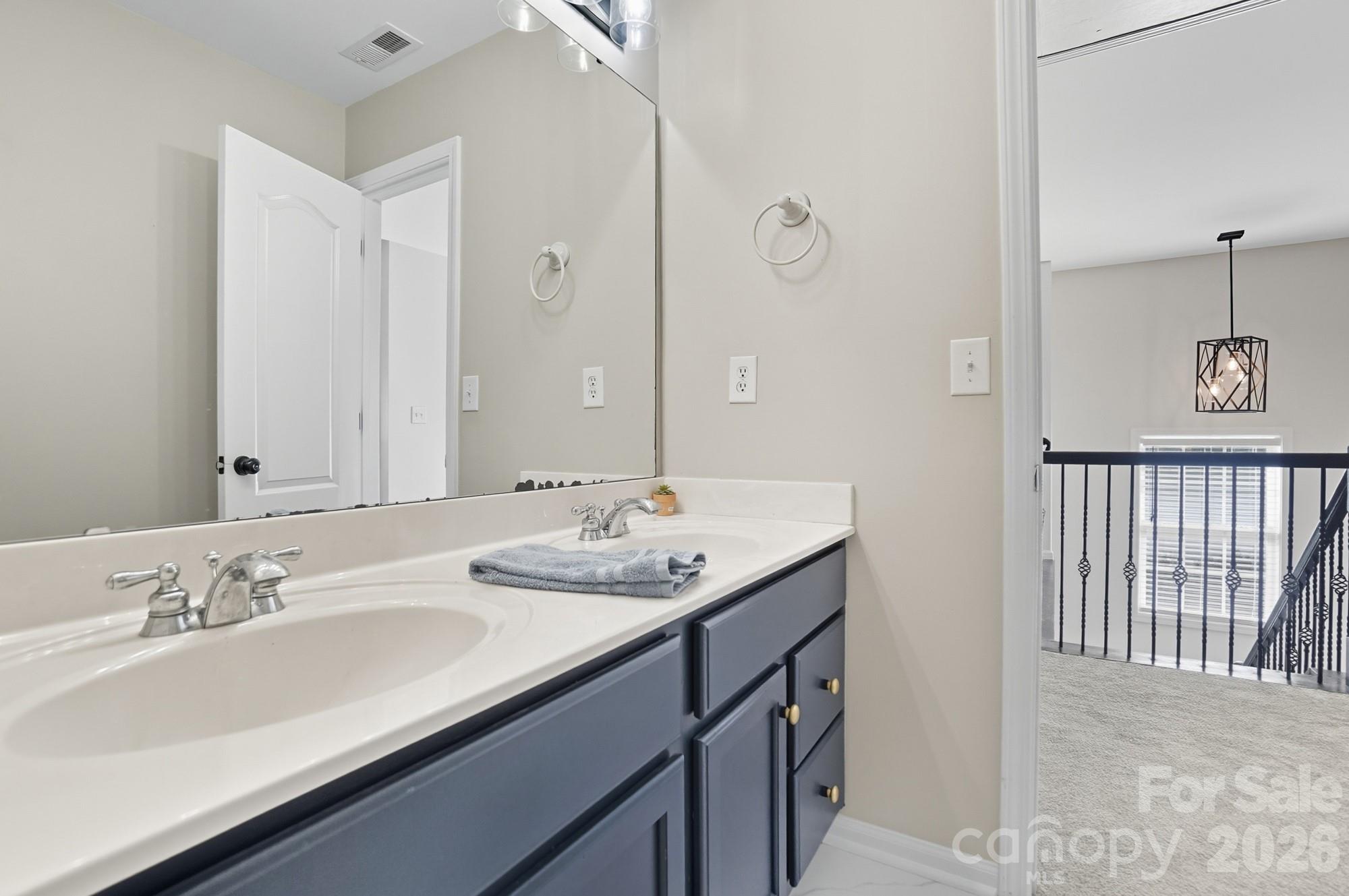 1015 Loudoun Road — Indian Trail