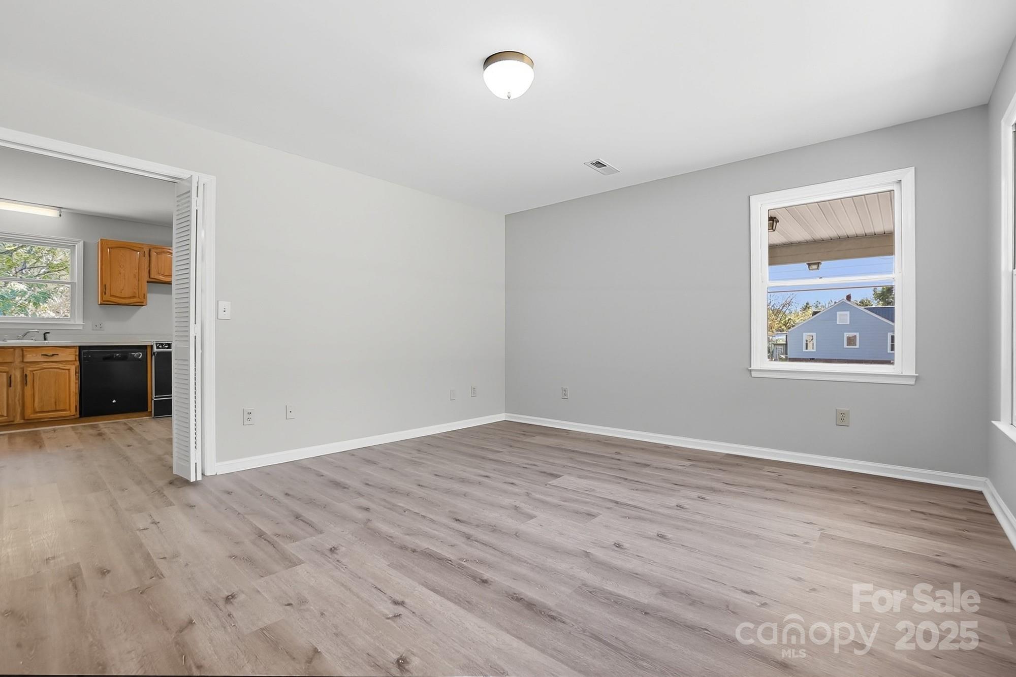 3230 W Innes Street — Salisbury