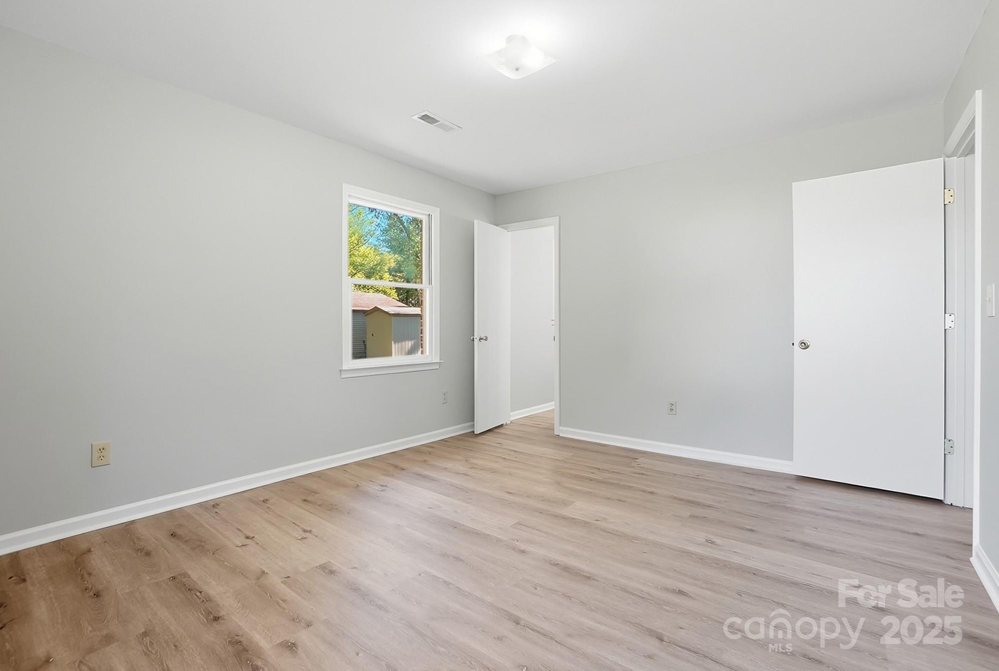3230 W Innes Street — Salisbury