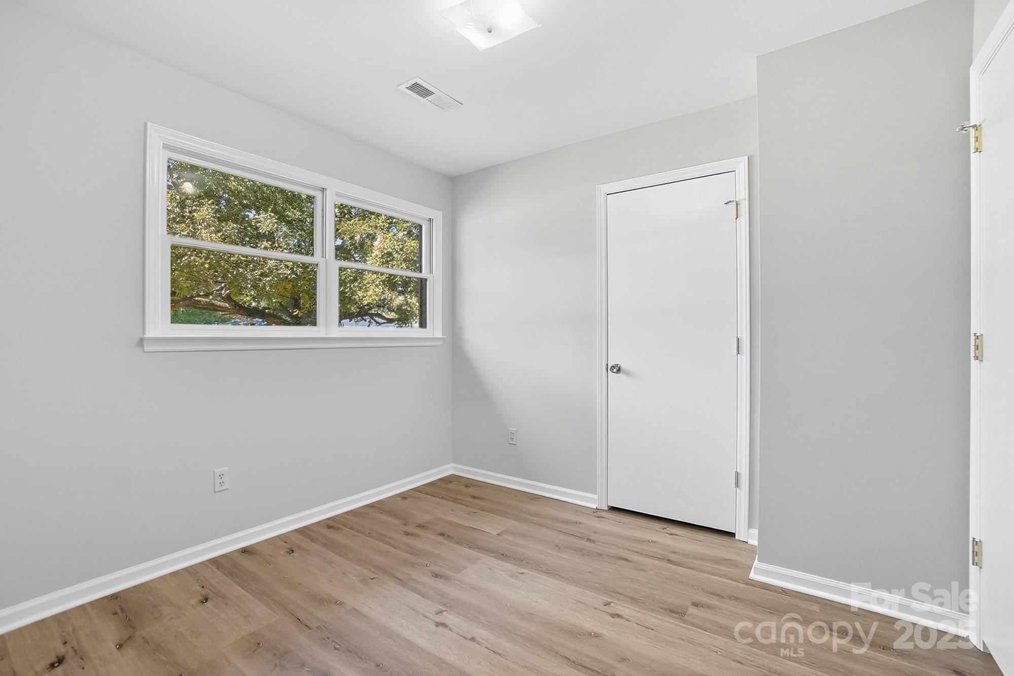 3230 W Innes Street — Salisbury