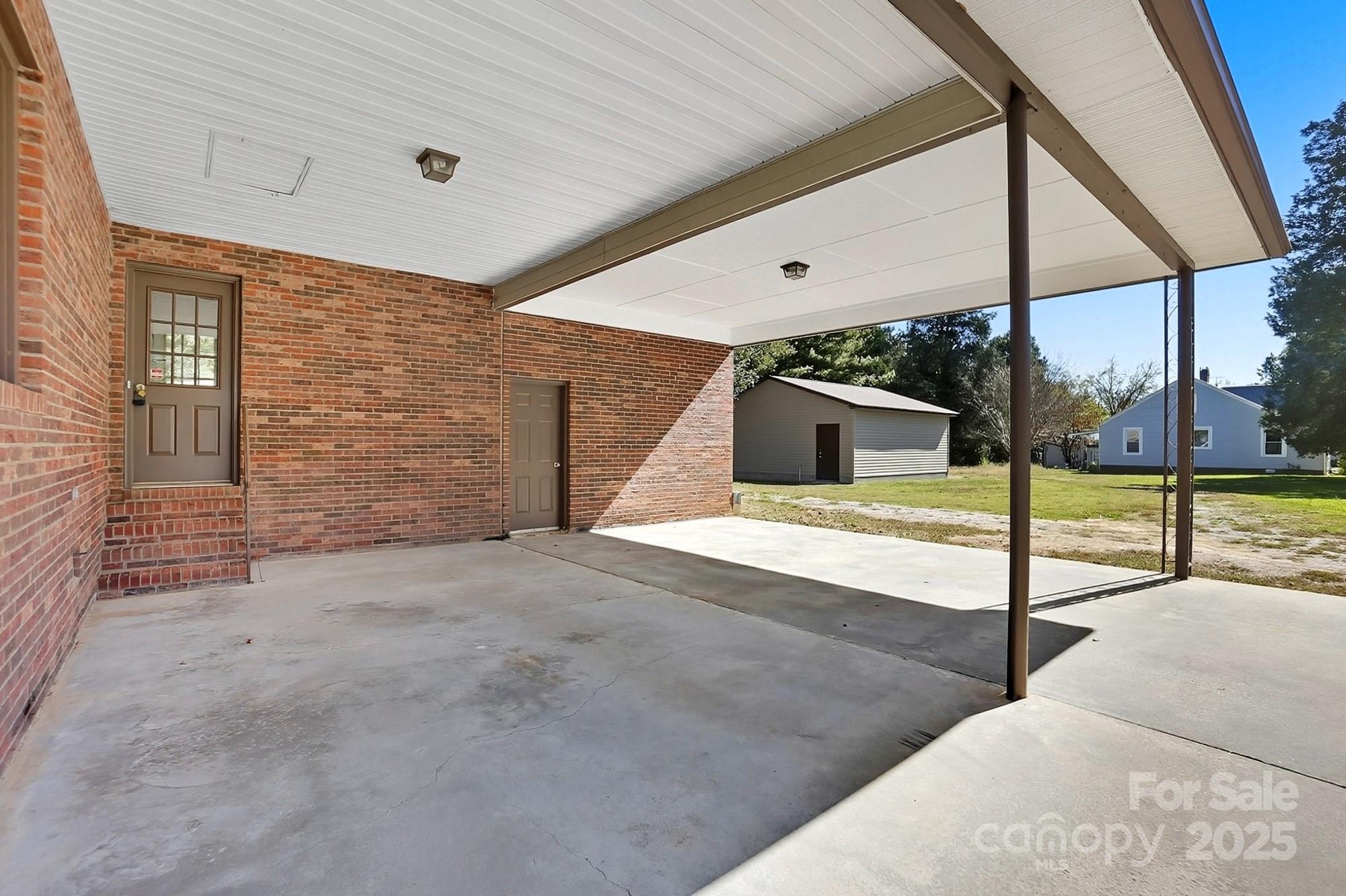 3230 W Innes Street — Salisbury