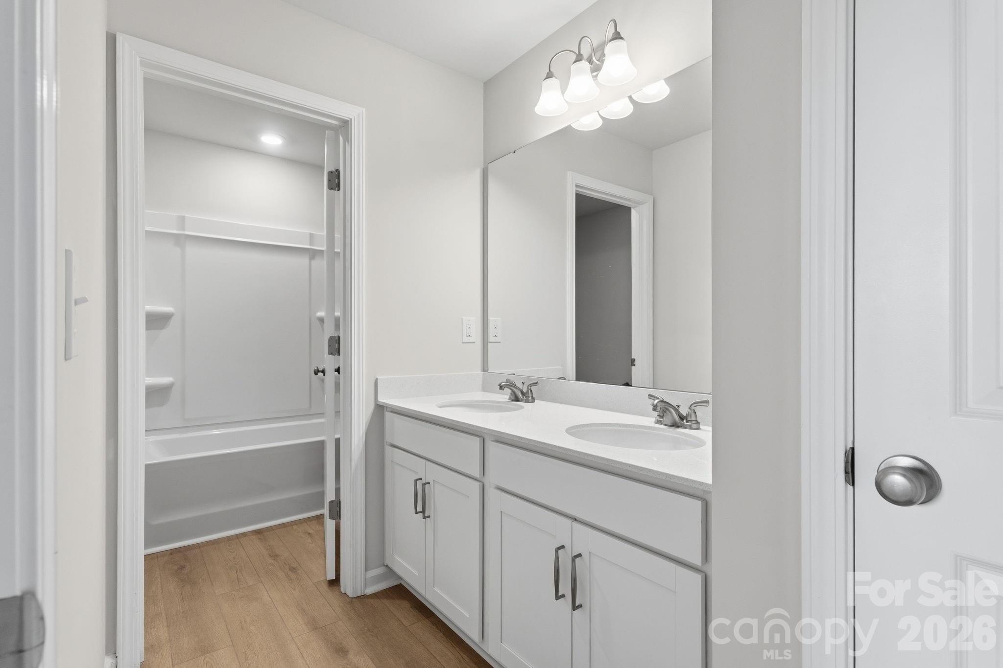 1694 Piper Creek Avenue — Newton