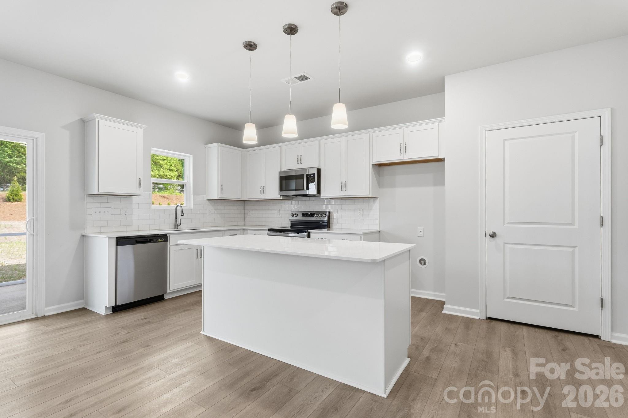 1694 Piper Creek Avenue — Newton