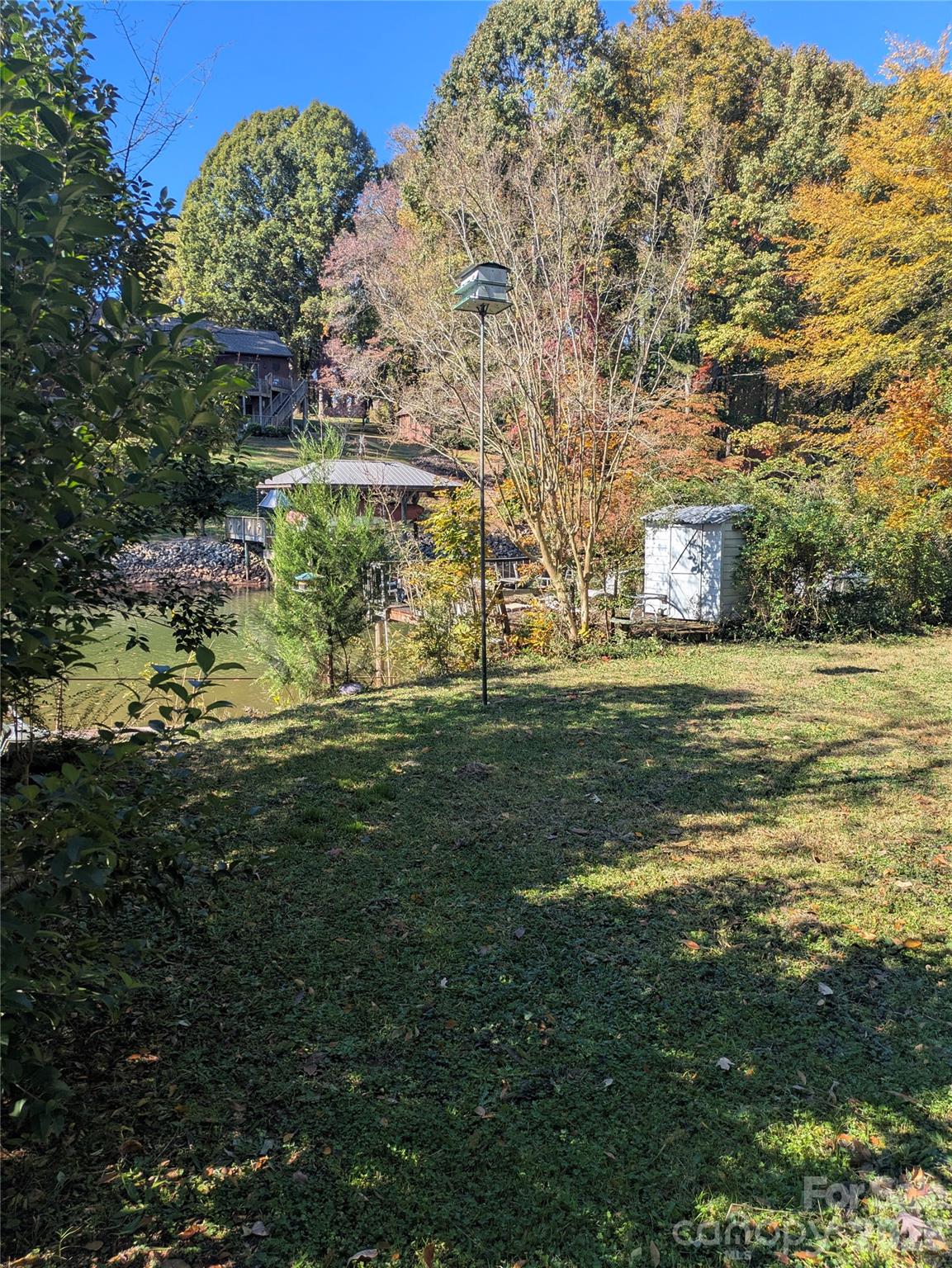 137 Hideaway Lane — Mooresville