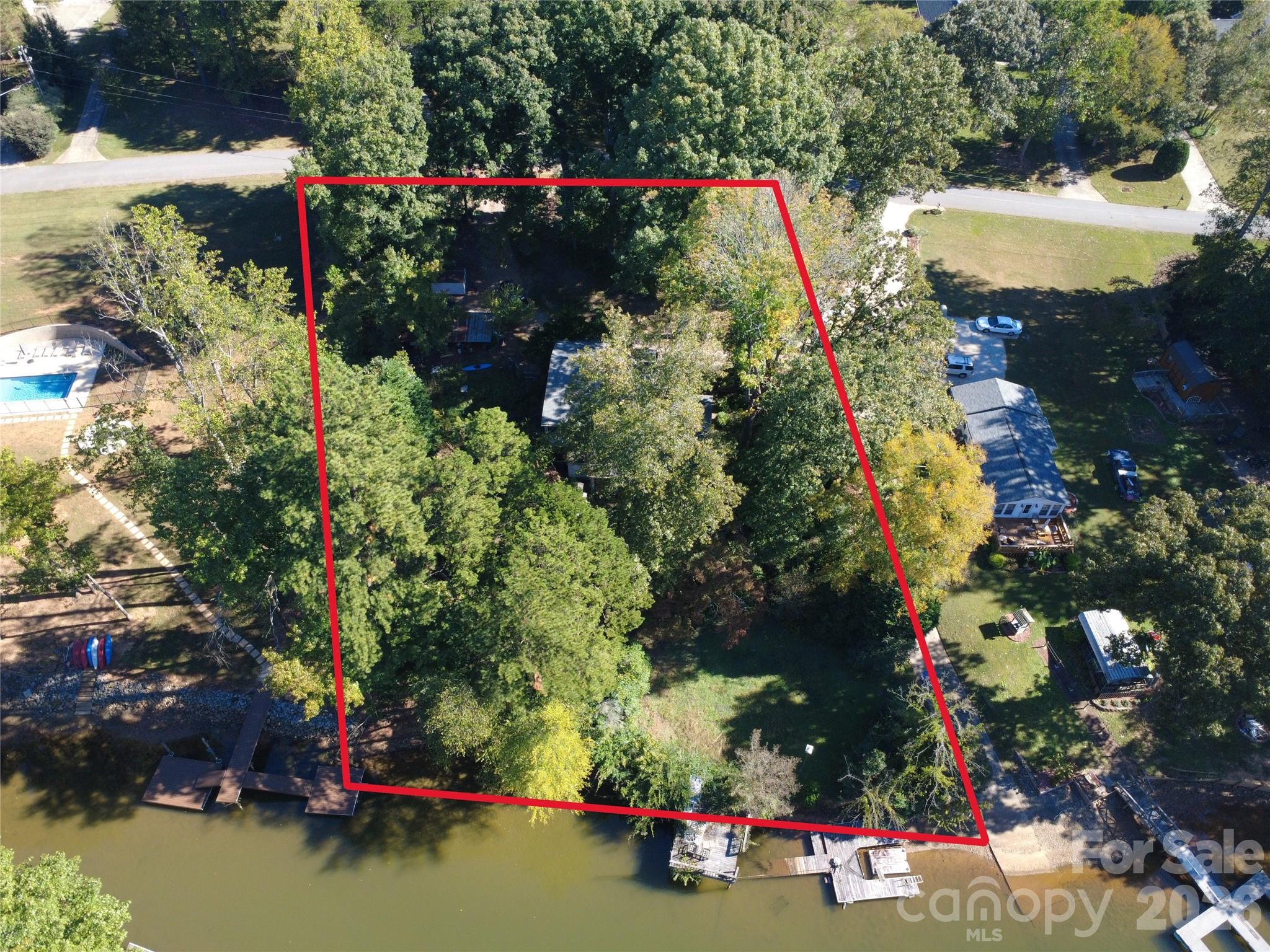 137 Hideaway Lane — Mooresville
