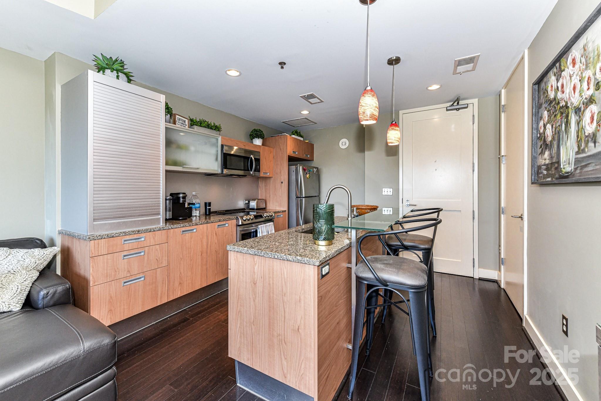 1133 Metropolitan Avenue #613 — Charlotte