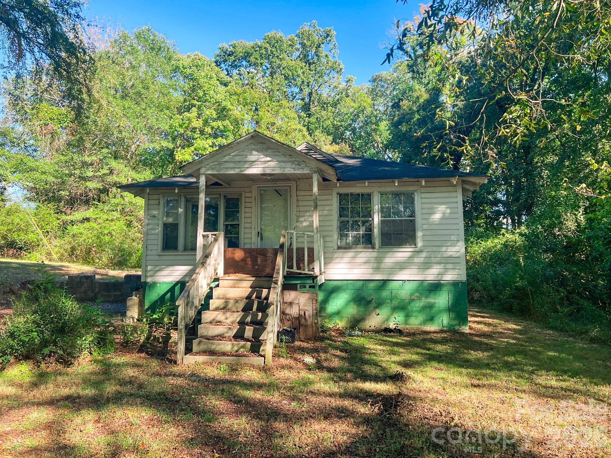 122 Ranson Road — Lancaster