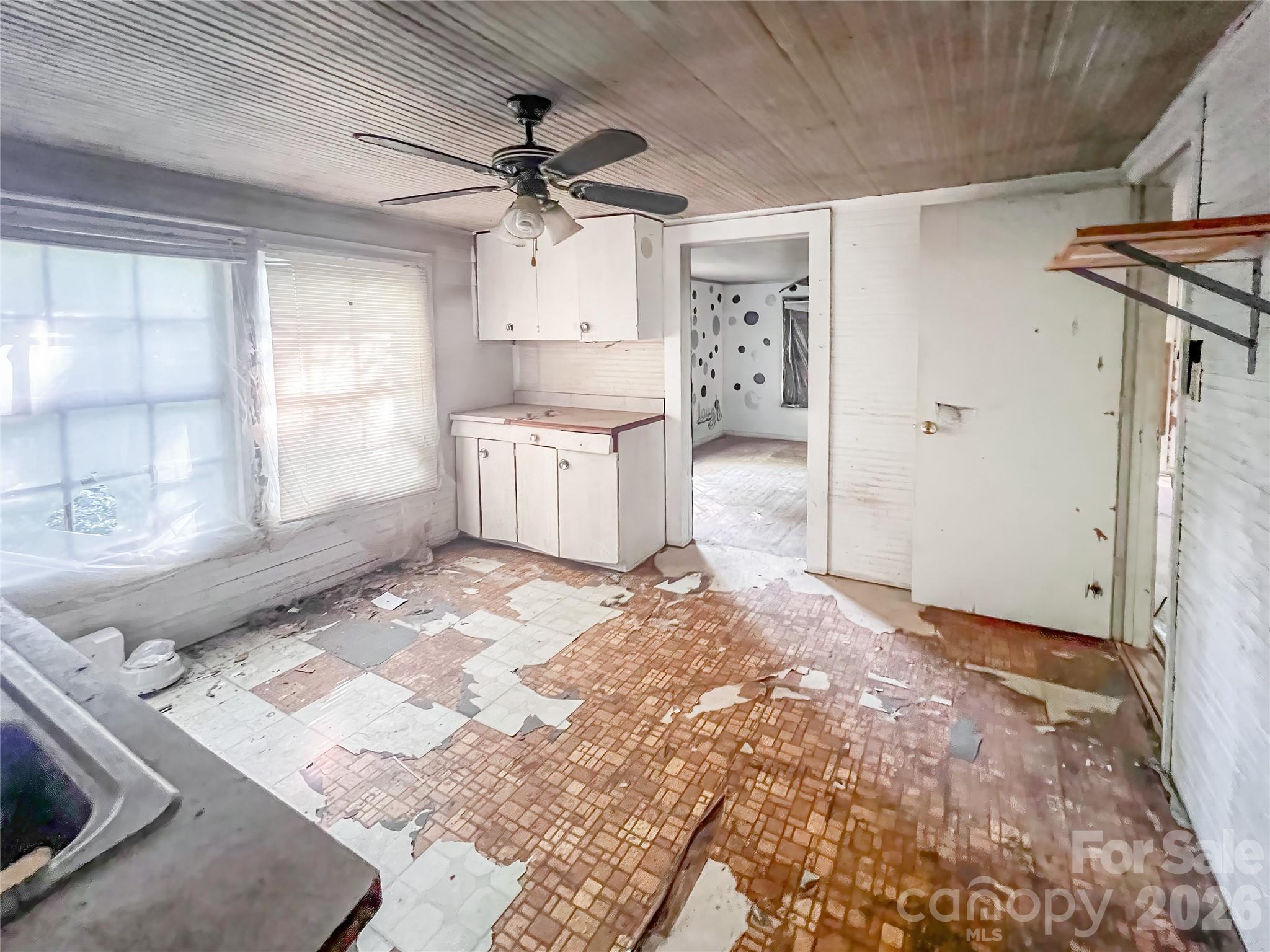 122 Ranson Road — Lancaster
