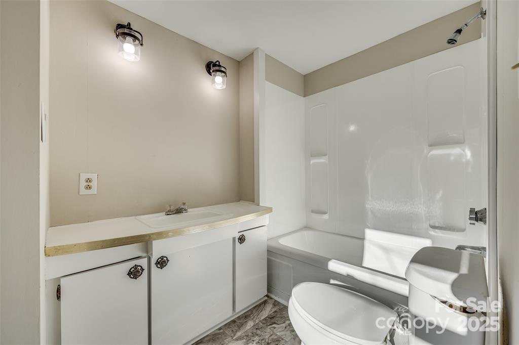 260 Amelia Drive — Fort Mill