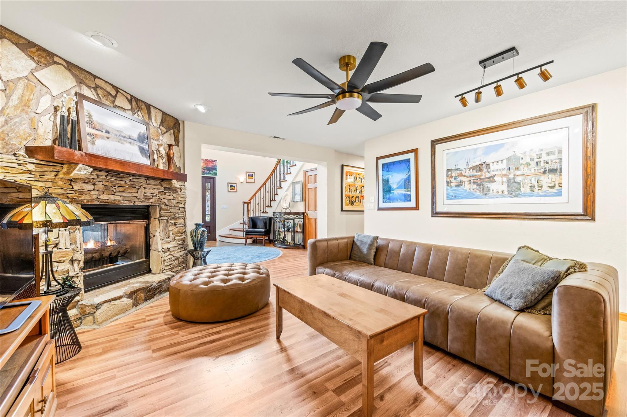 336 Berry Lane — Bryson City